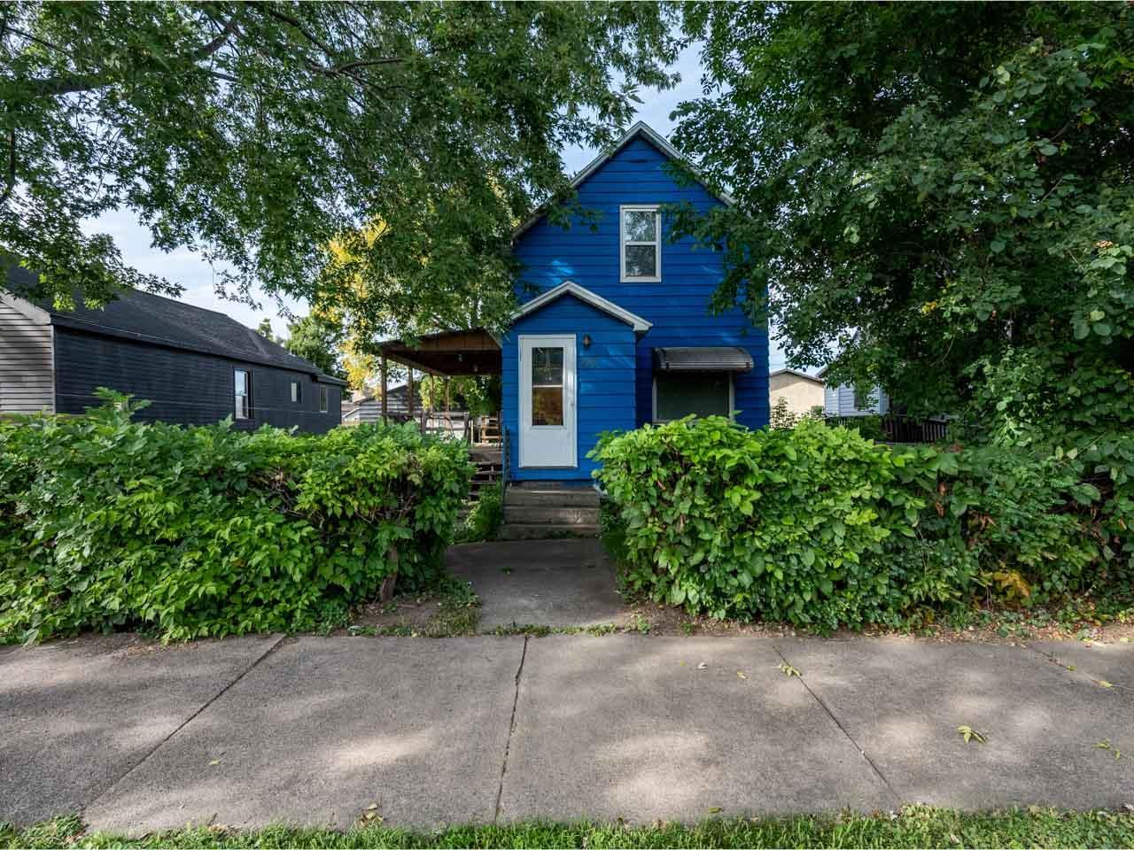 220 W Howard Avenue Property Photo 1