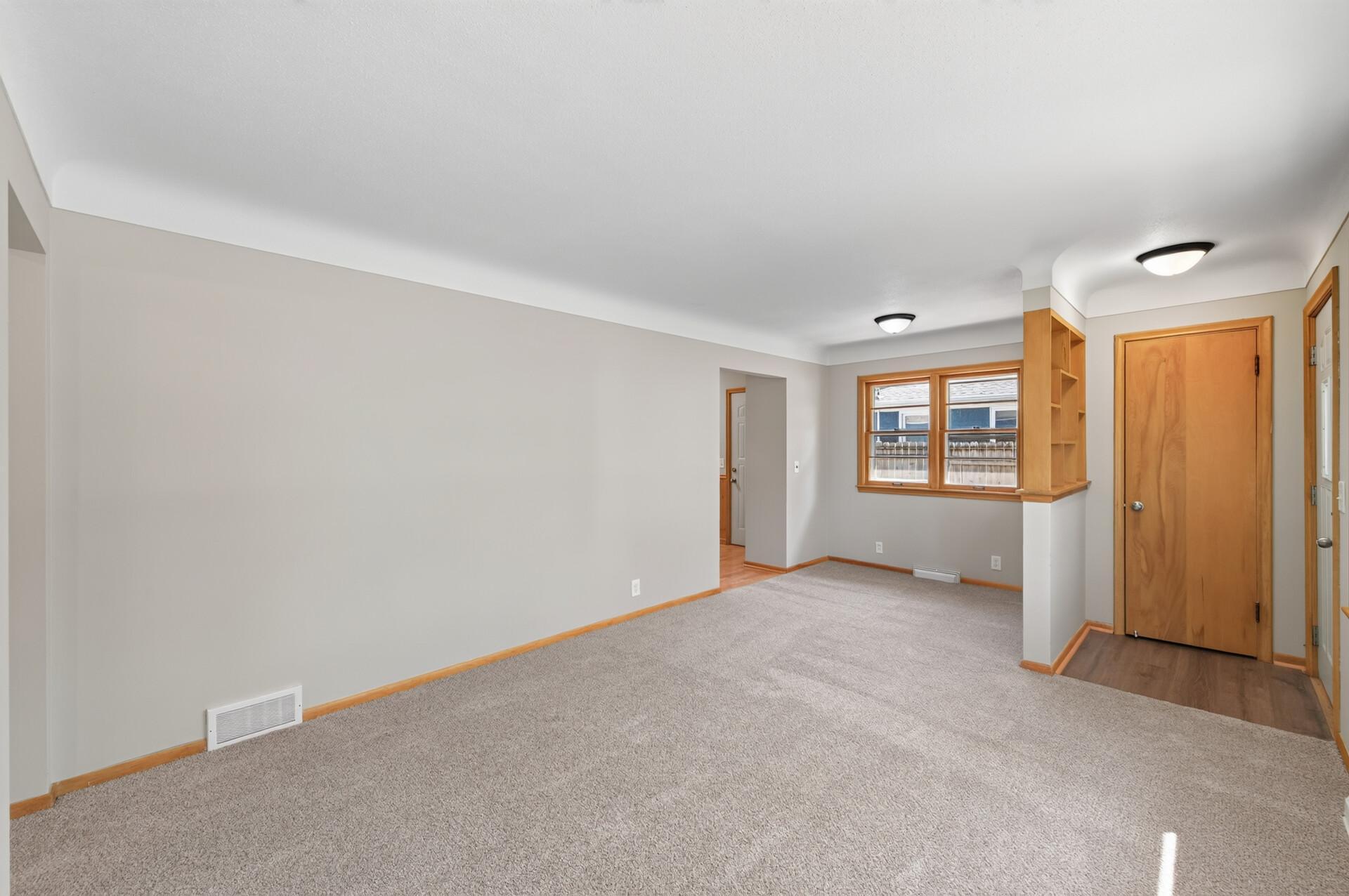 424 4th Avenue Ne Property Photo 3