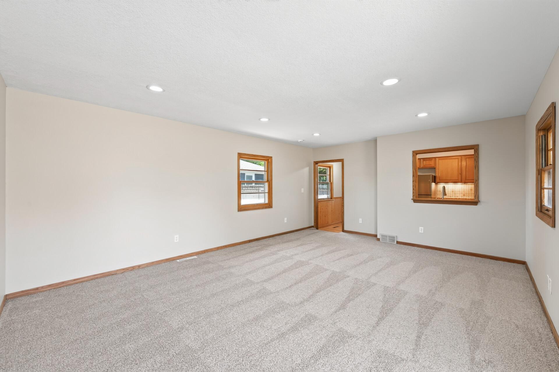 424 4th Avenue Ne Property Photo 11