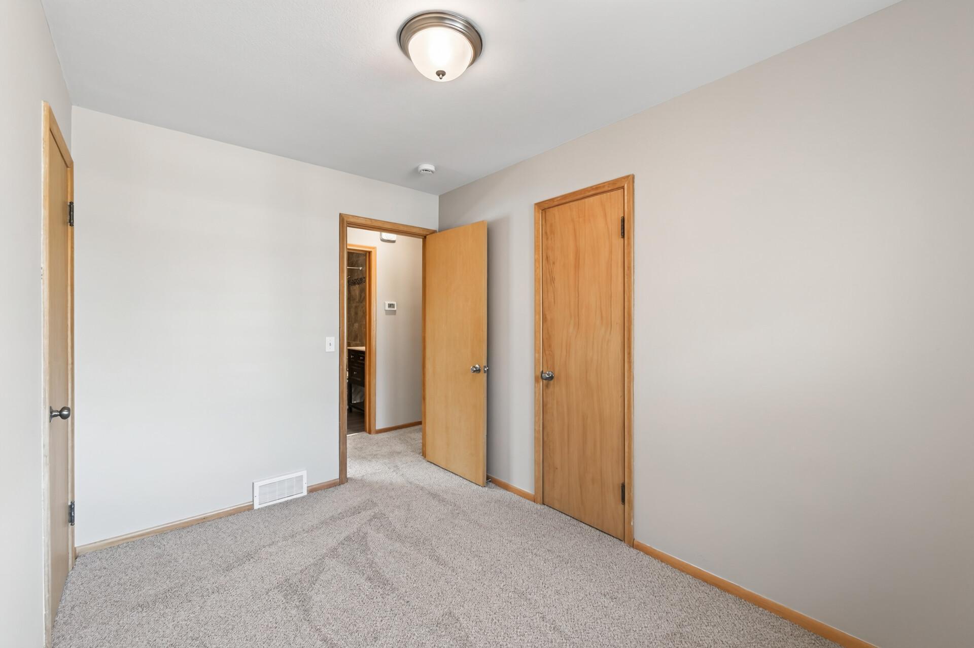 424 4th Avenue Ne Property Photo 12