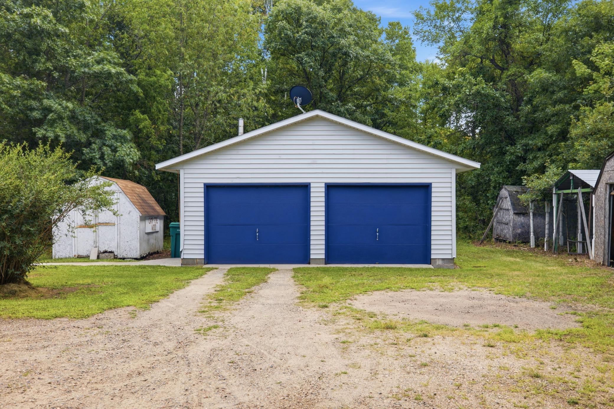 5189 Brandon Way Property Photo 2
