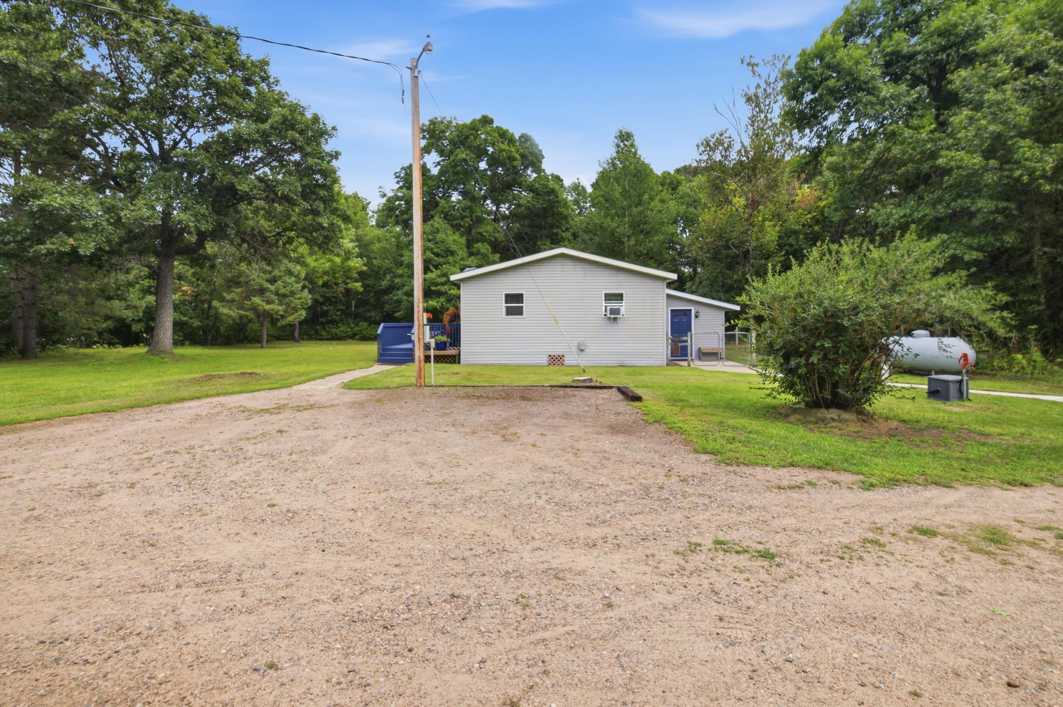 5189 Brandon Way Property Photo 4