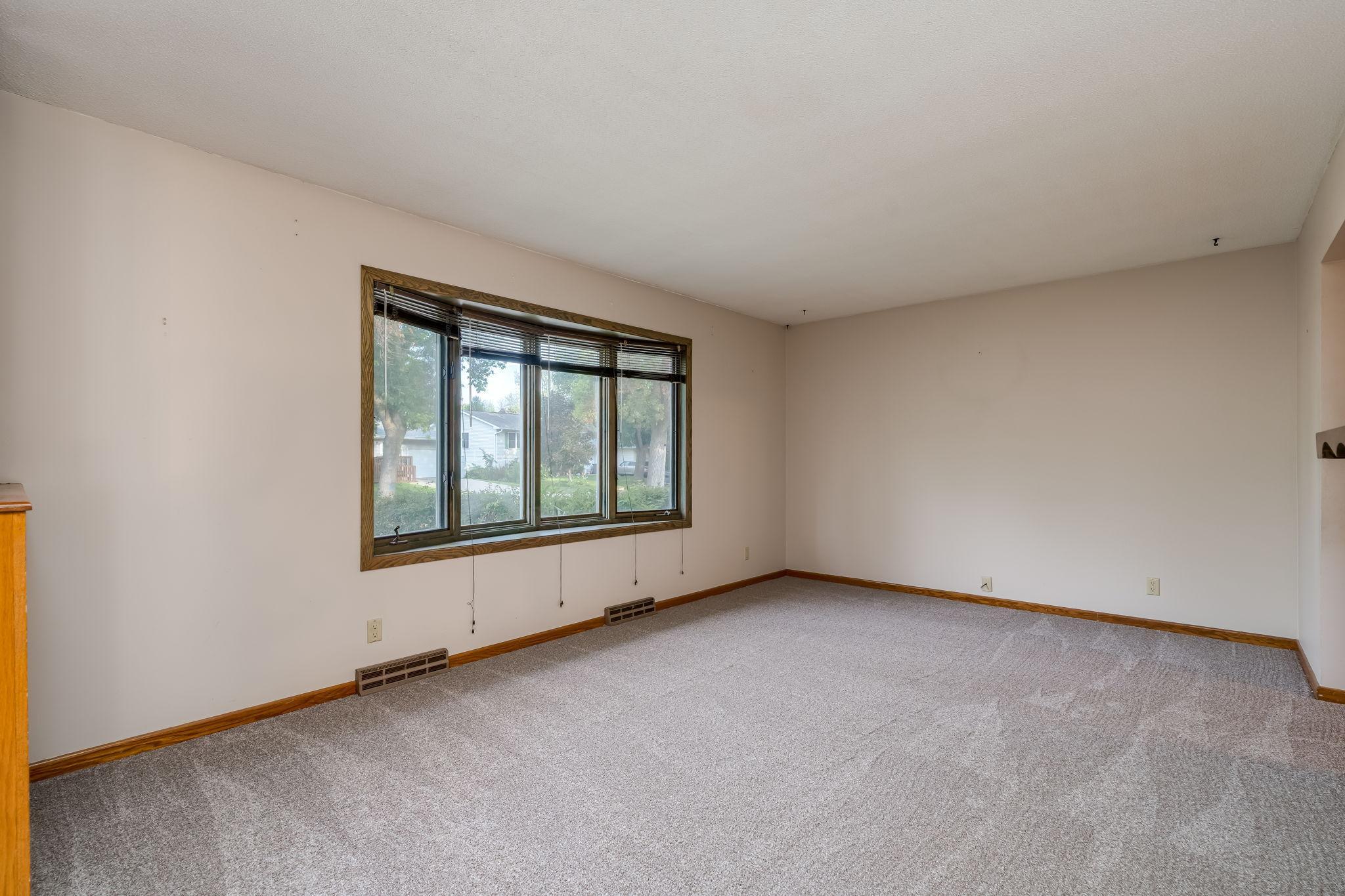 125 N Manitou Drive Property Photo 6