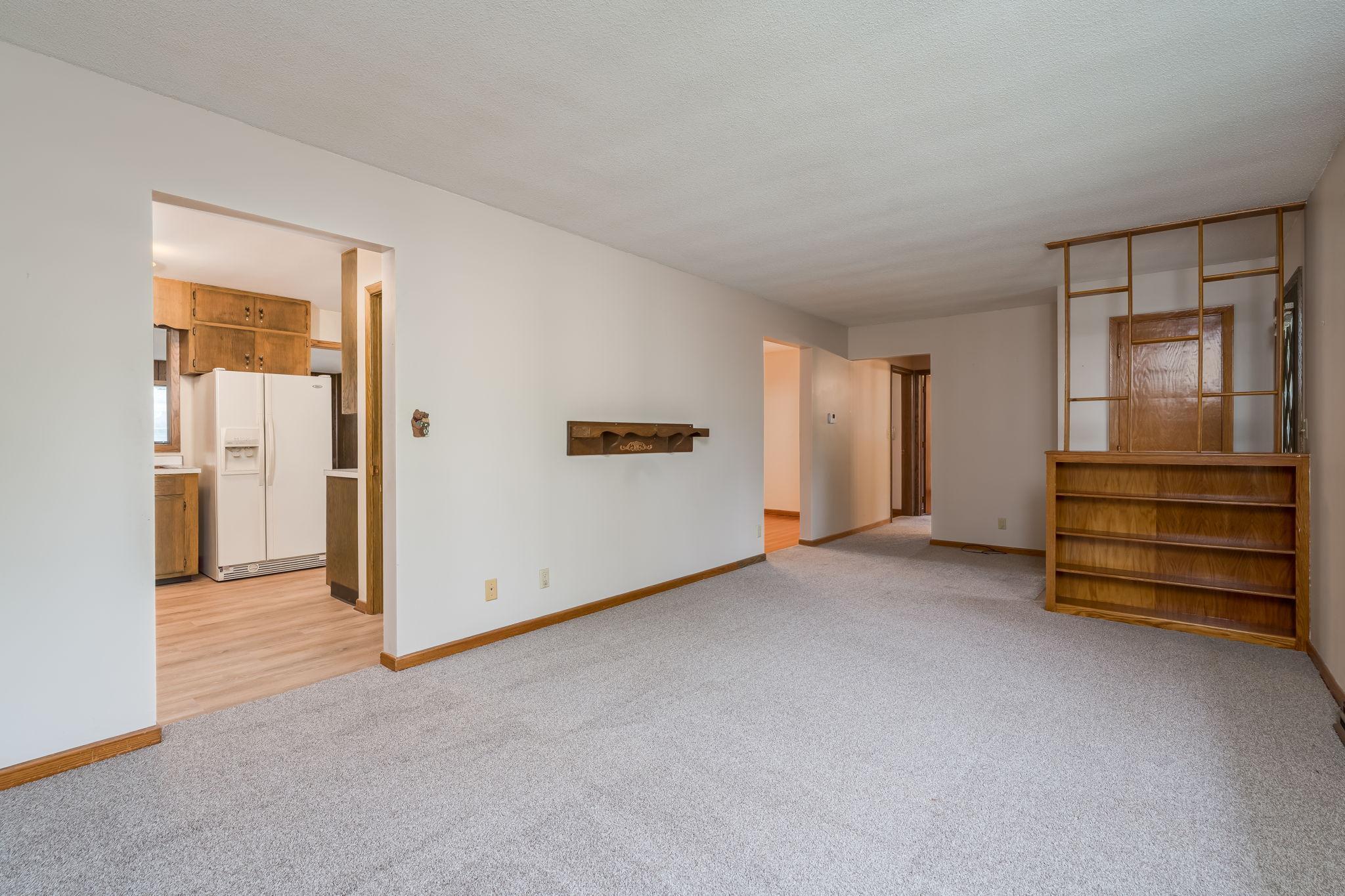 125 N Manitou Drive Property Photo 8