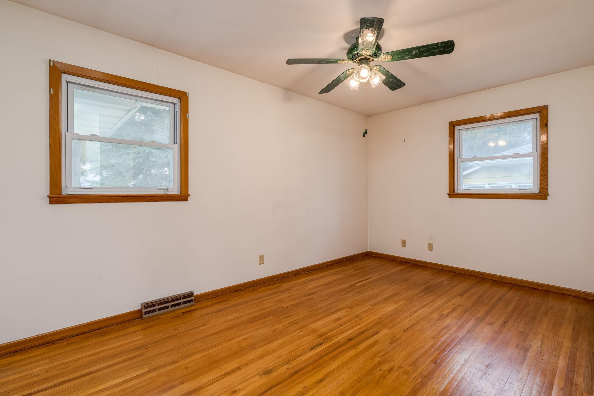 125 N Manitou Drive Property Photo 21