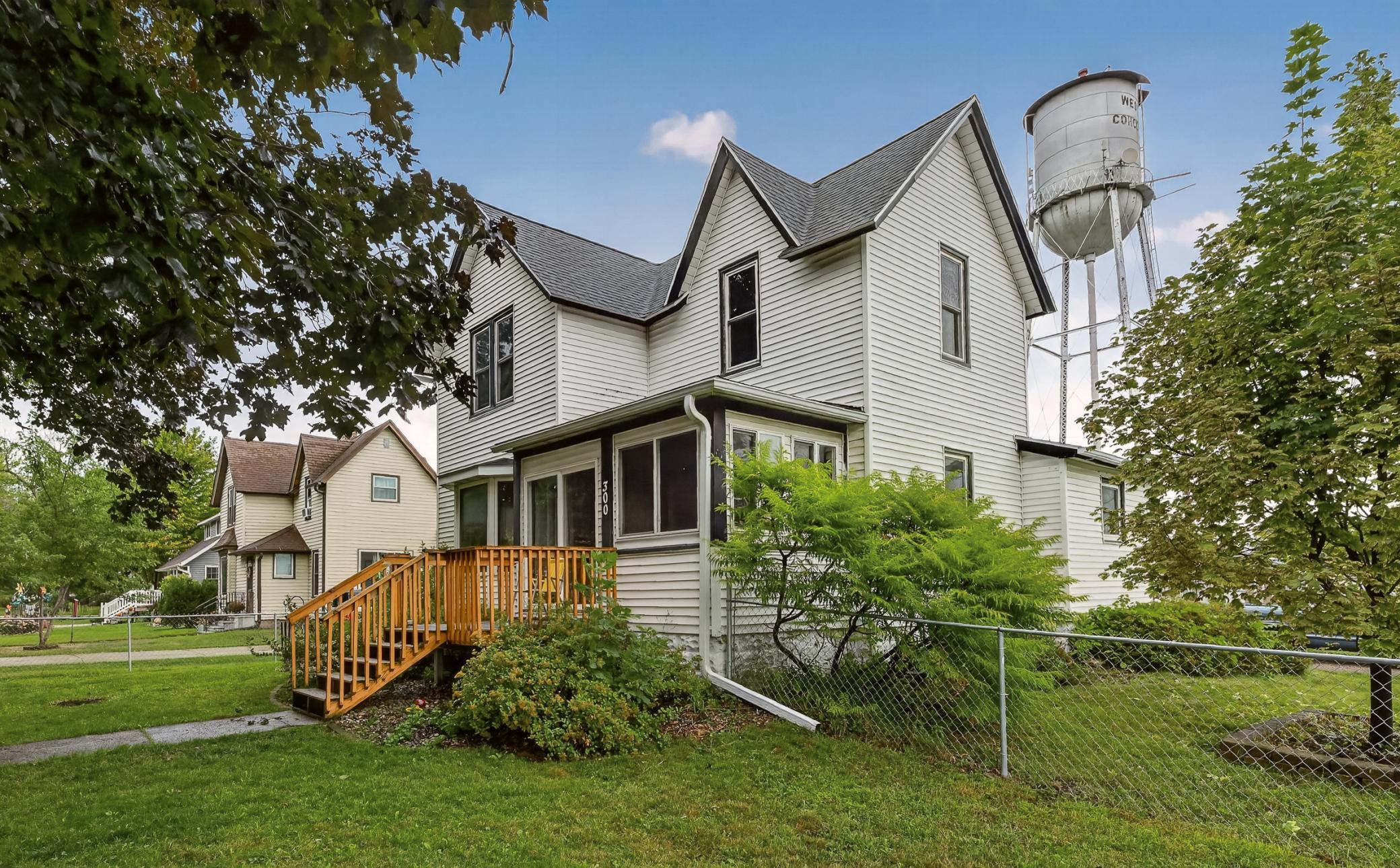 300 Irvin Street Property Photo