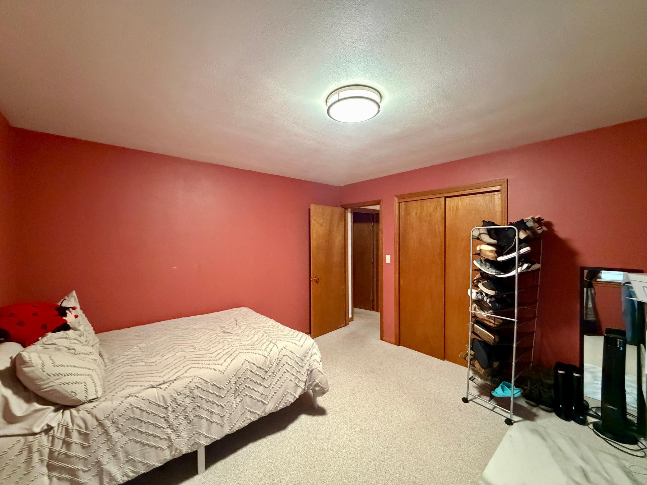 1018 N Elm Street Property Photo 13