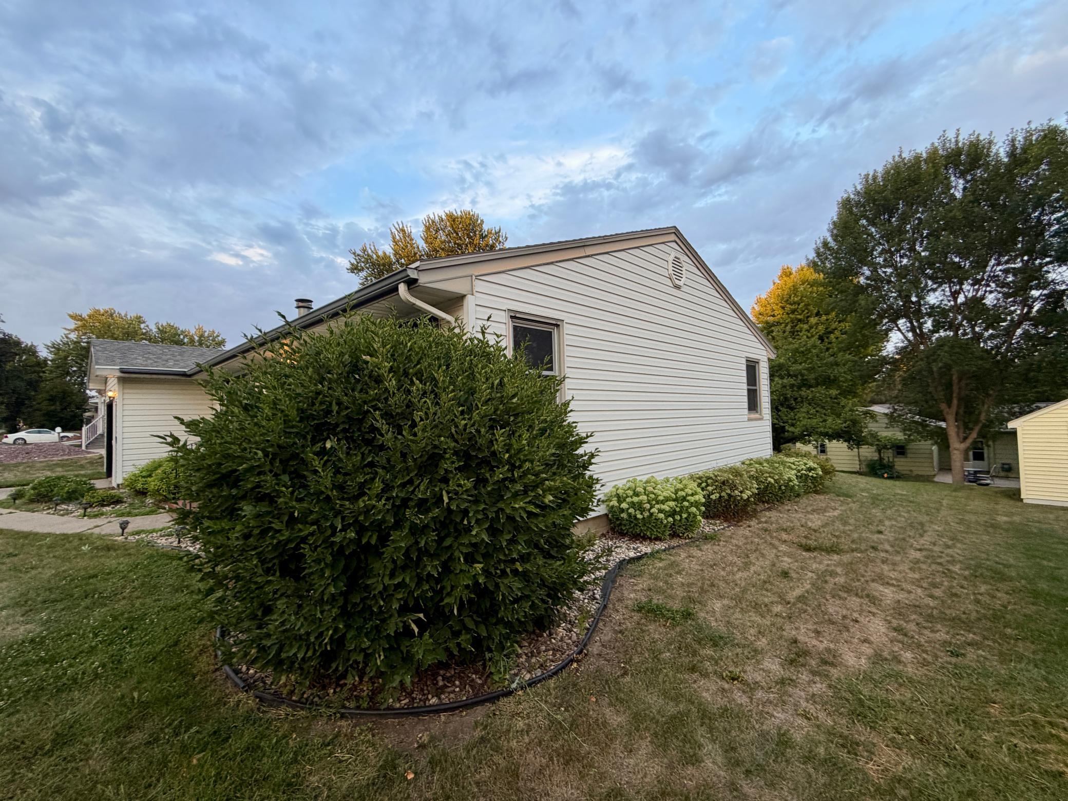 1018 N Elm Street Property Photo 22