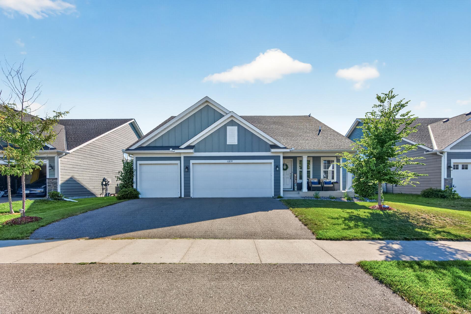 12857 Erskin Circle Ne Property Photo 1