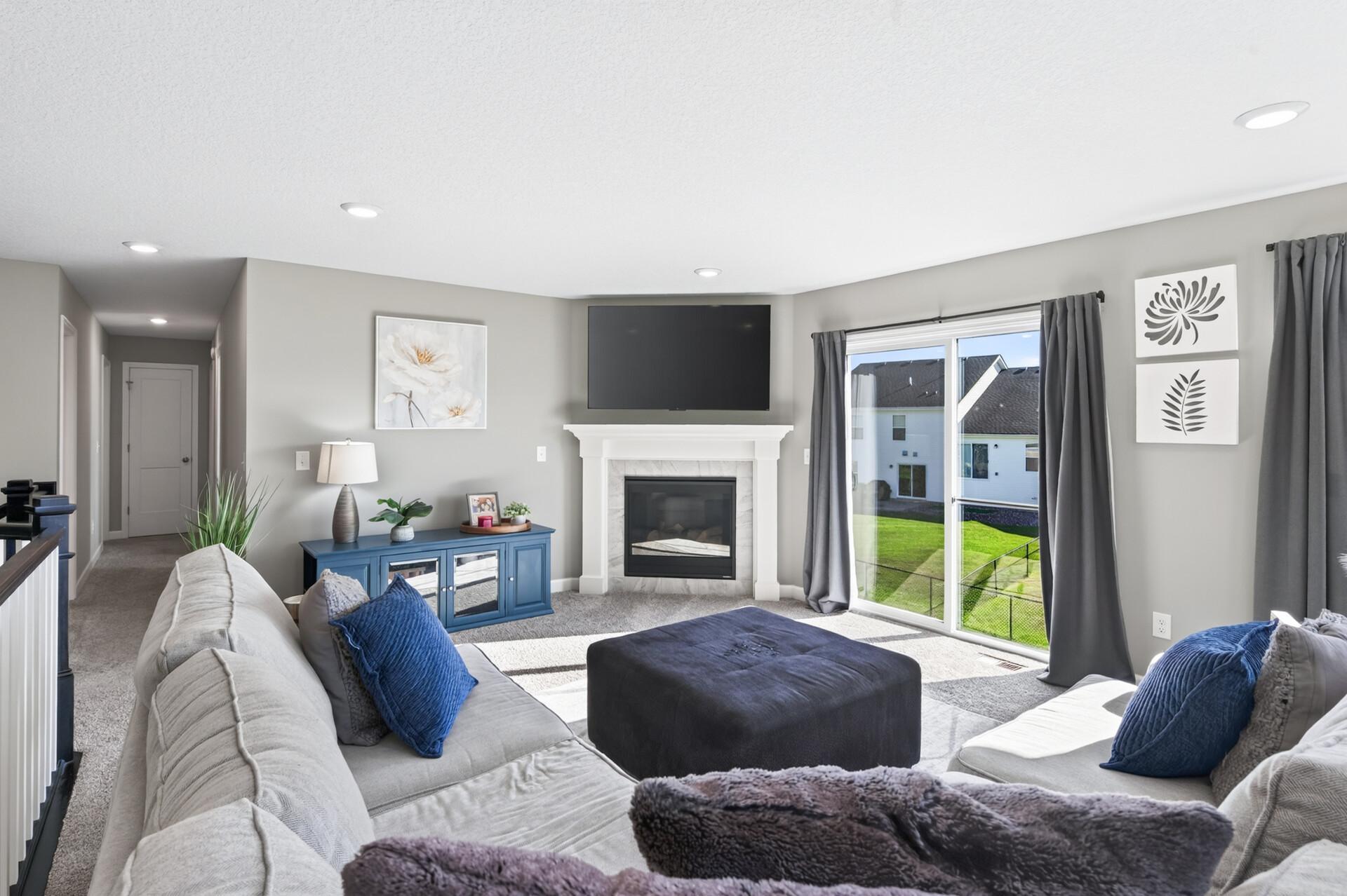 12857 Erskin Circle Ne Property Photo 18