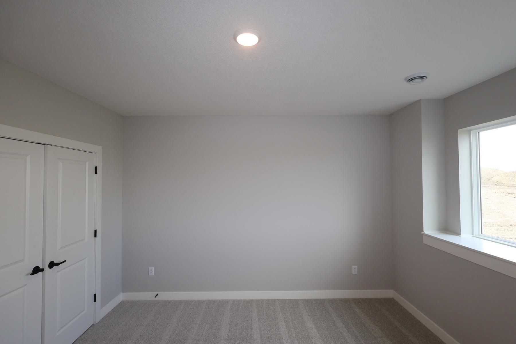 11646 Harbor Circle N Property Photo 20