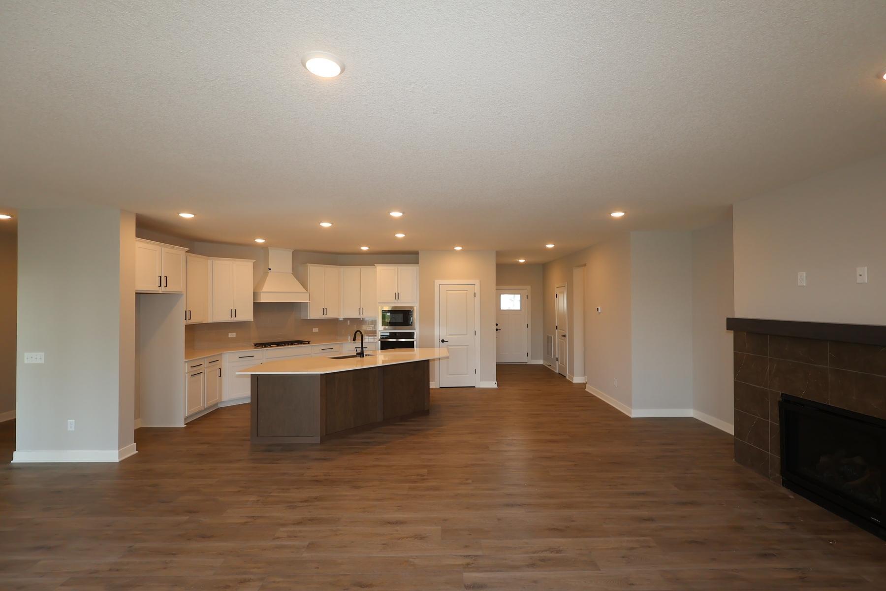 11646 Harbor Circle N Property Photo 26