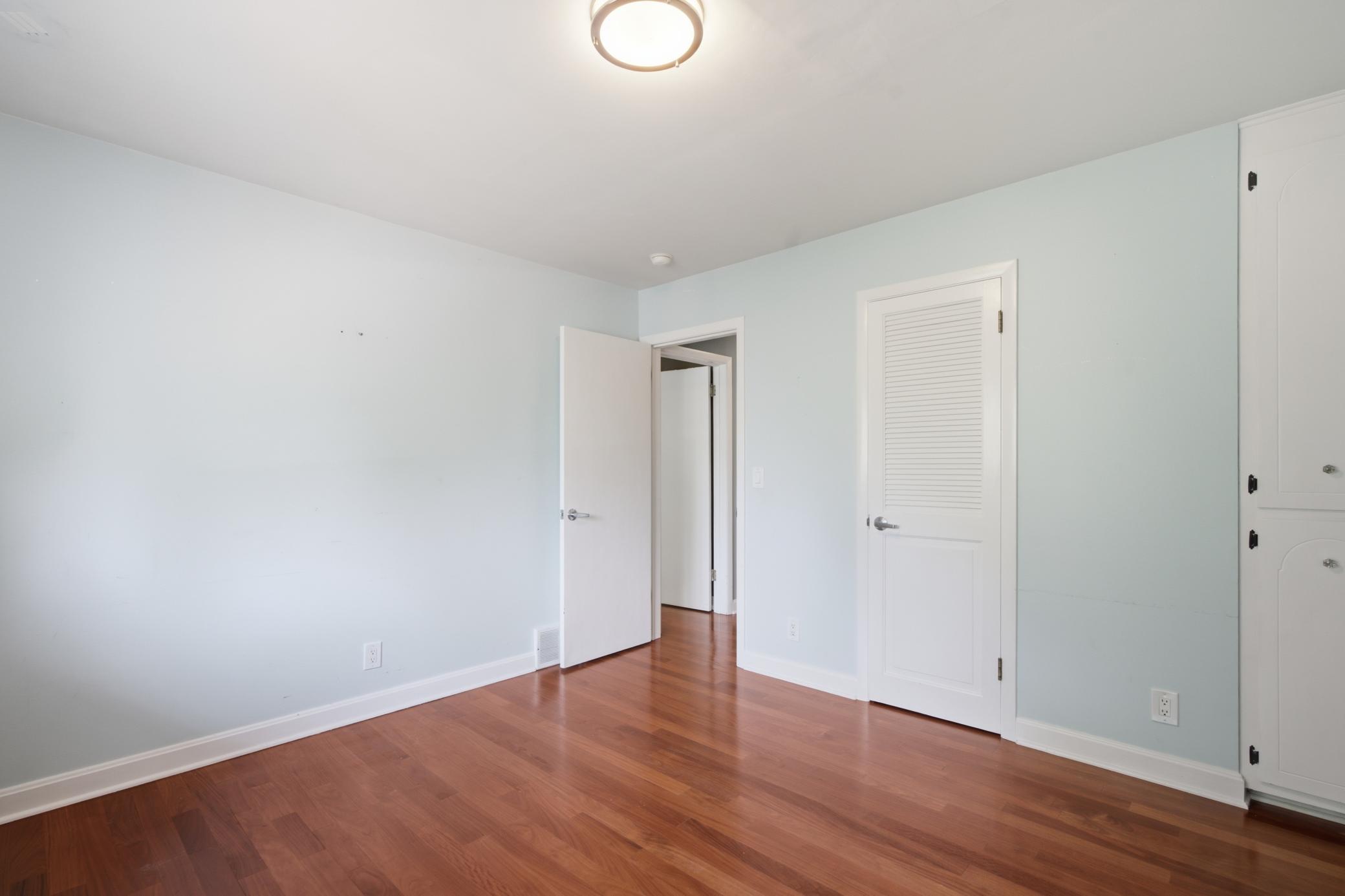 7001 Lanham Lane Property Photo 28