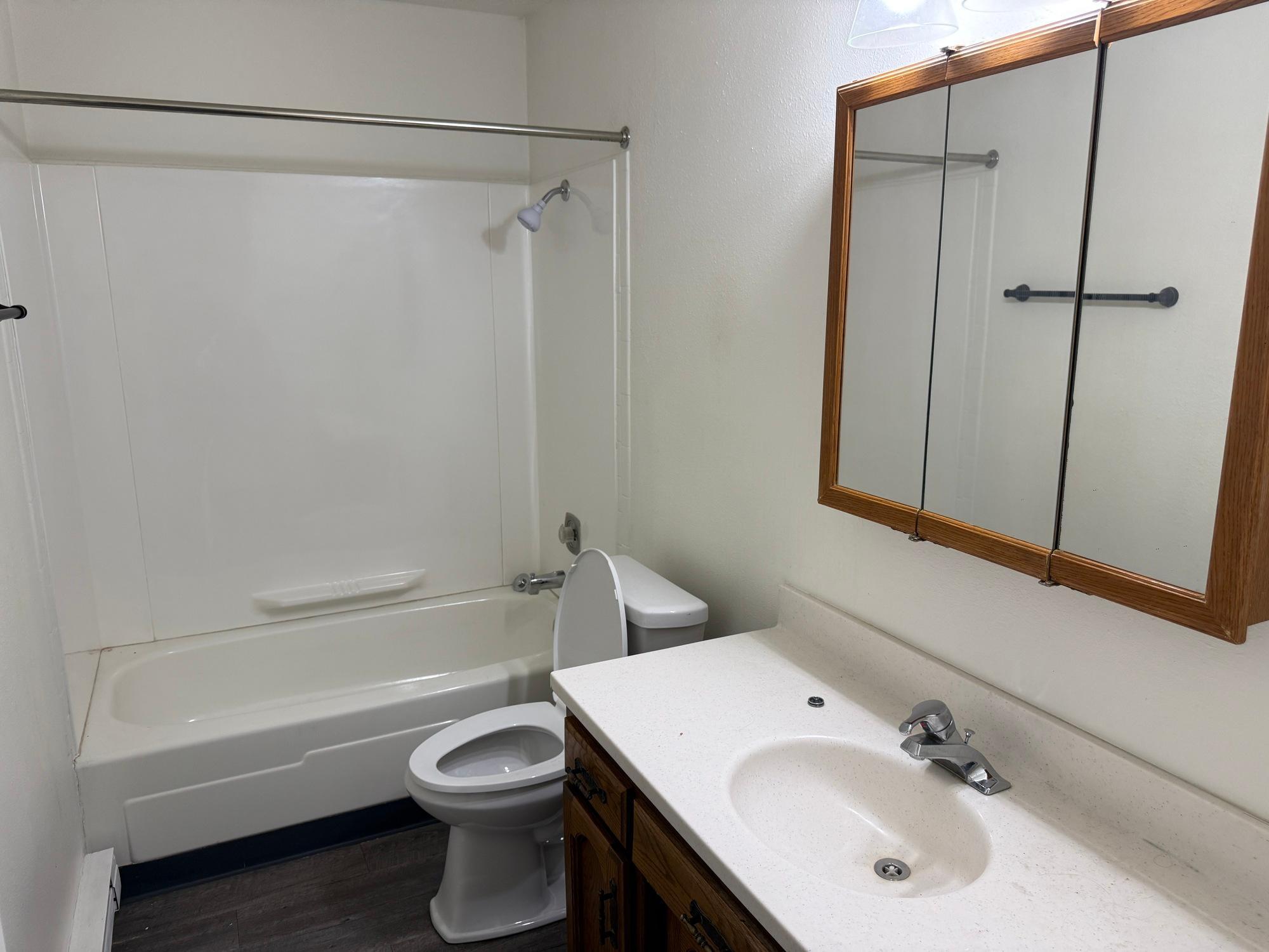1510 E Gateway Circle S Property Photo 8