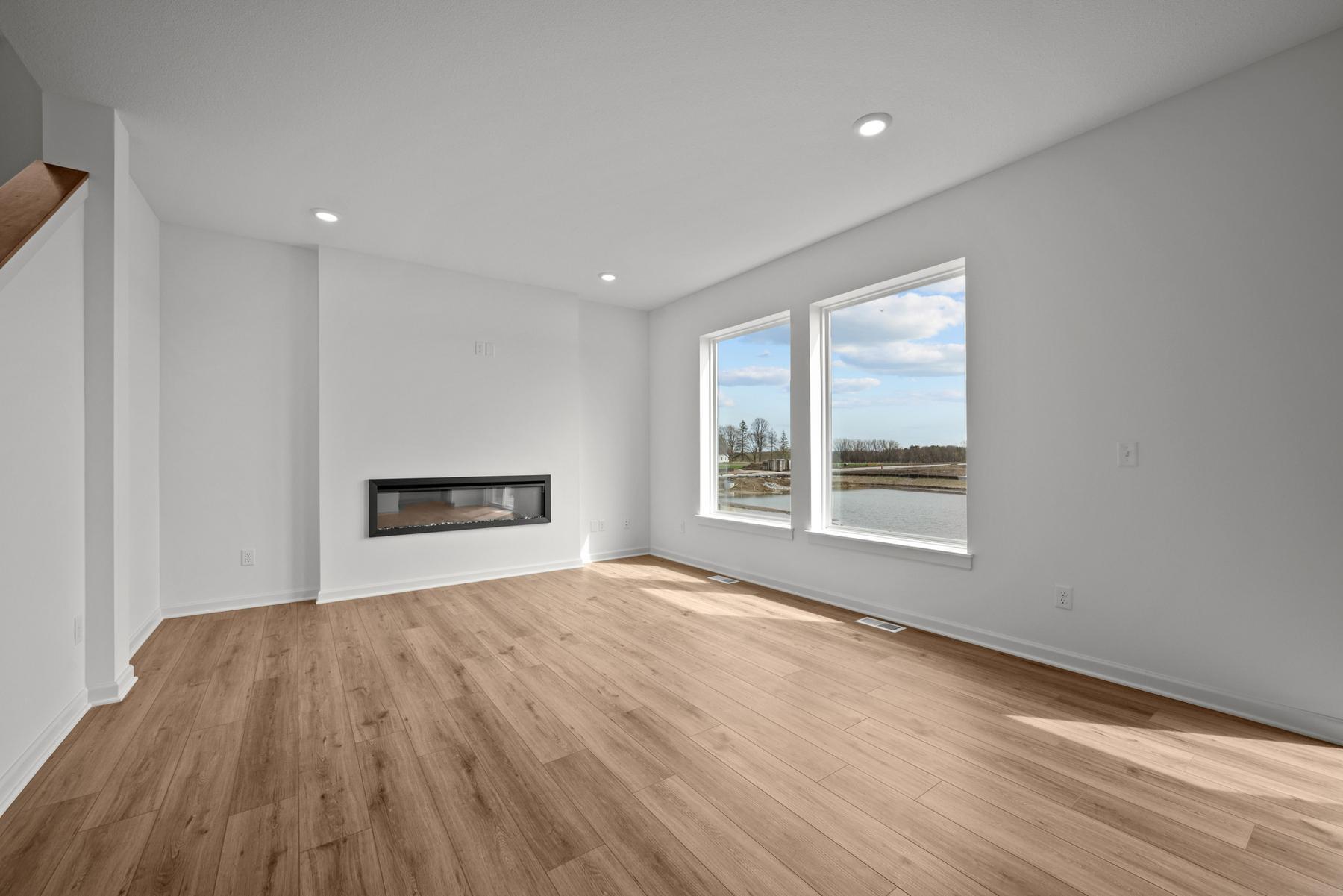 11653 Minnesota Lane N Property Photo 8