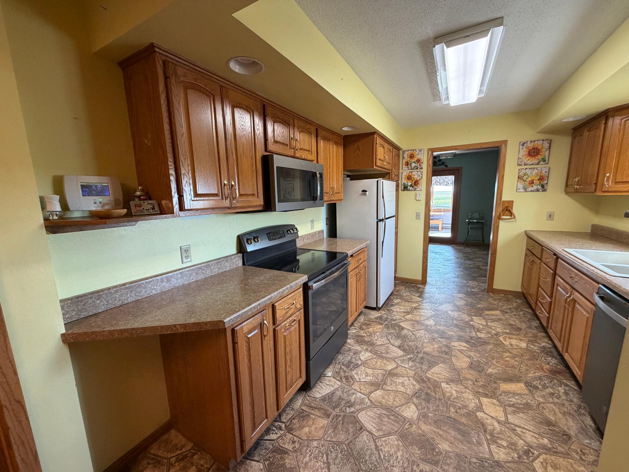6659 122nd Avenue Se Property Photo 2
