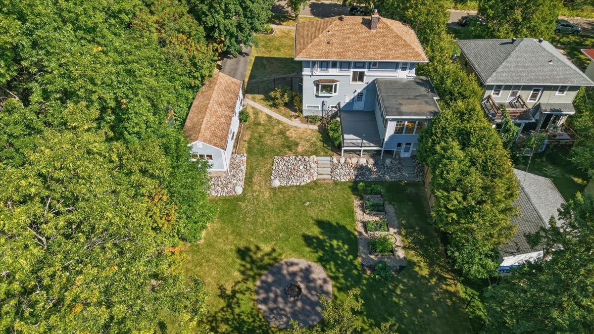 130 Laurie Street Property Photo 2