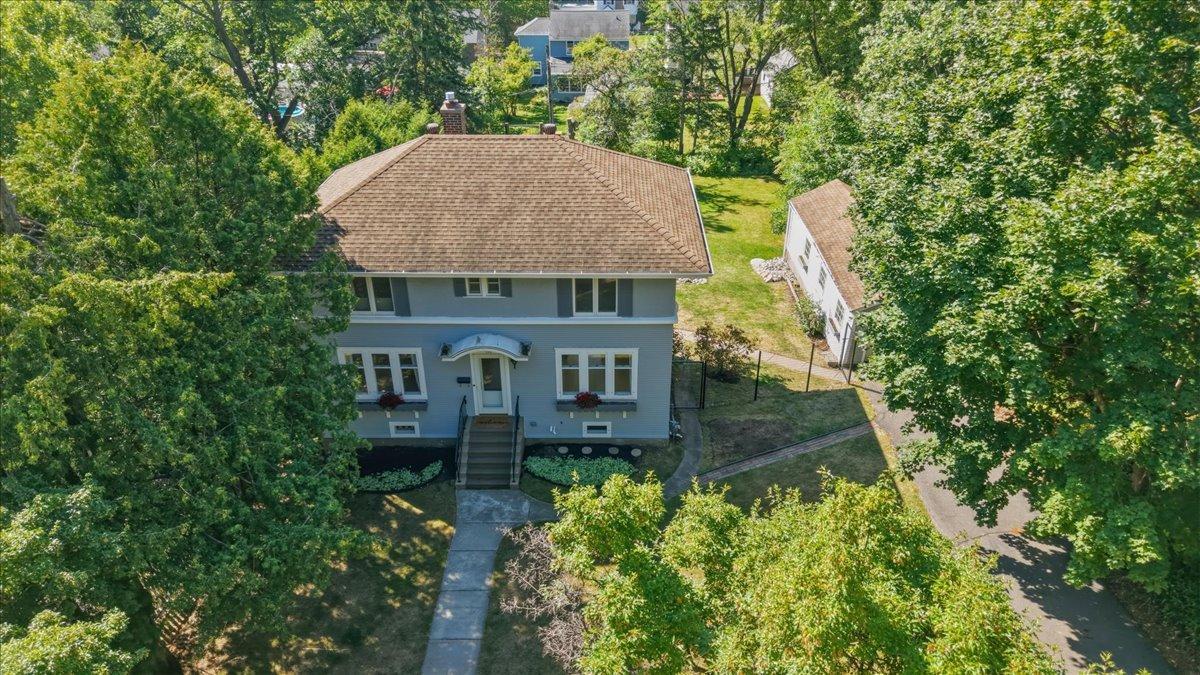 130 Laurie Street Property Photo 3