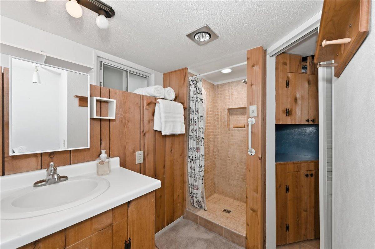 130 Laurie Street Property Photo 35