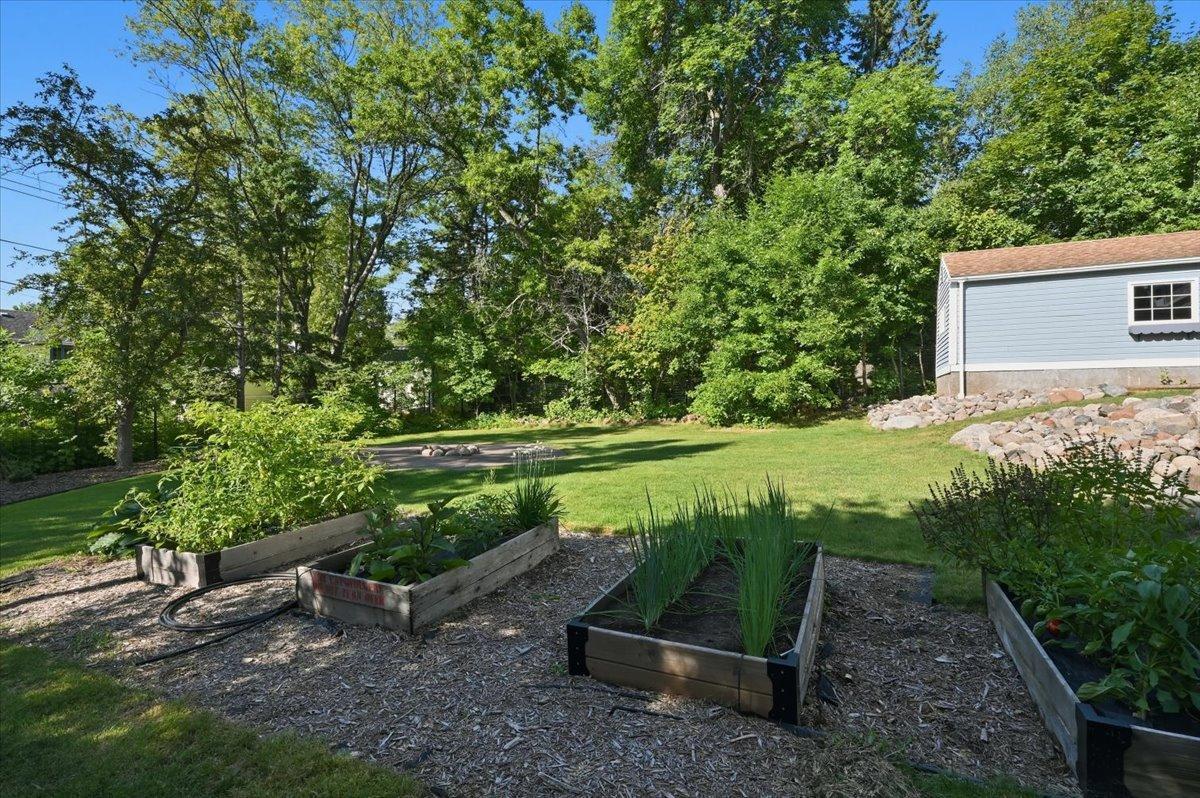 130 Laurie Street Property Photo 41