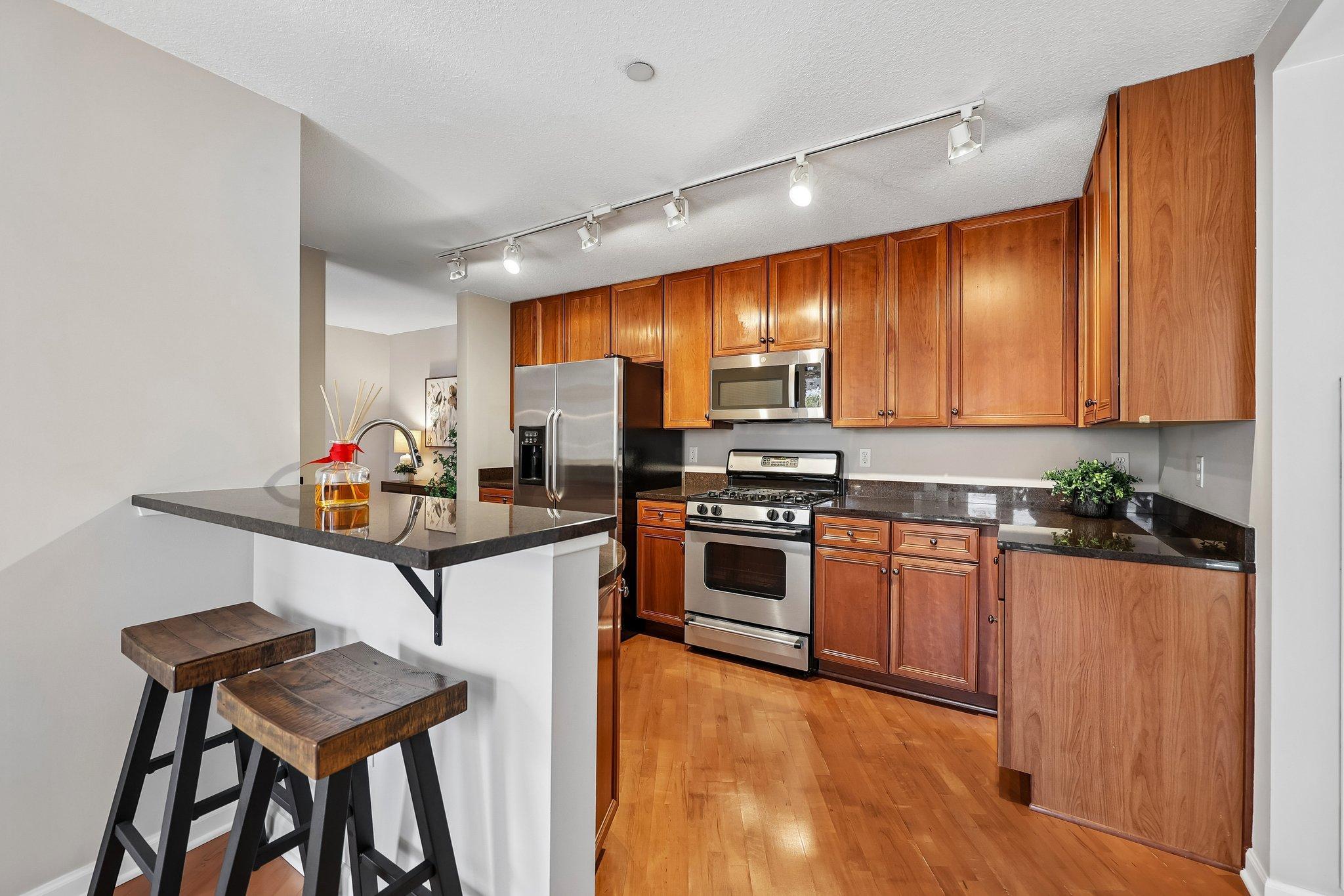 500 E Grant Street 311 Property Photo 7