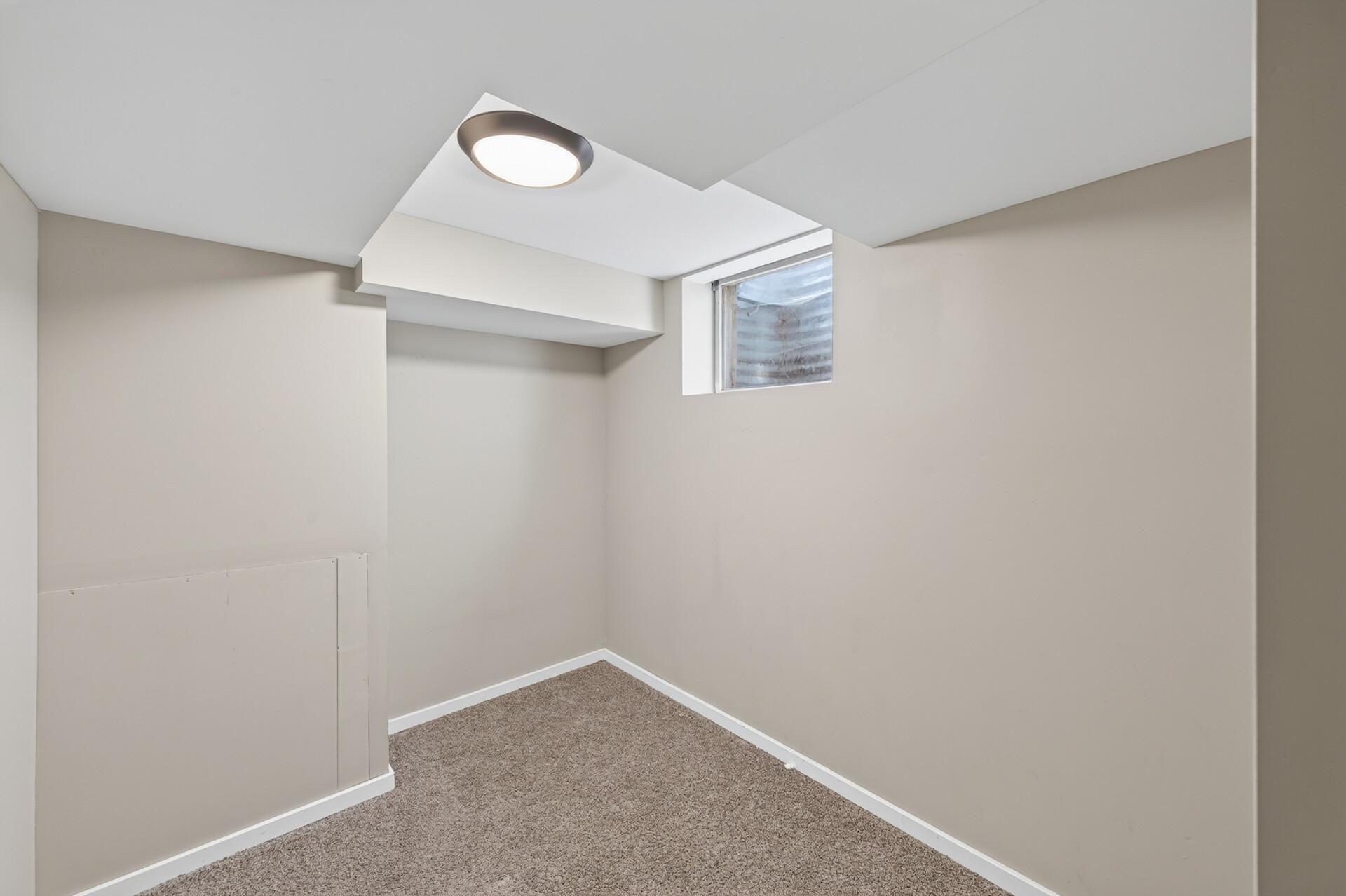 807 Case Avenue Property Photo 16
