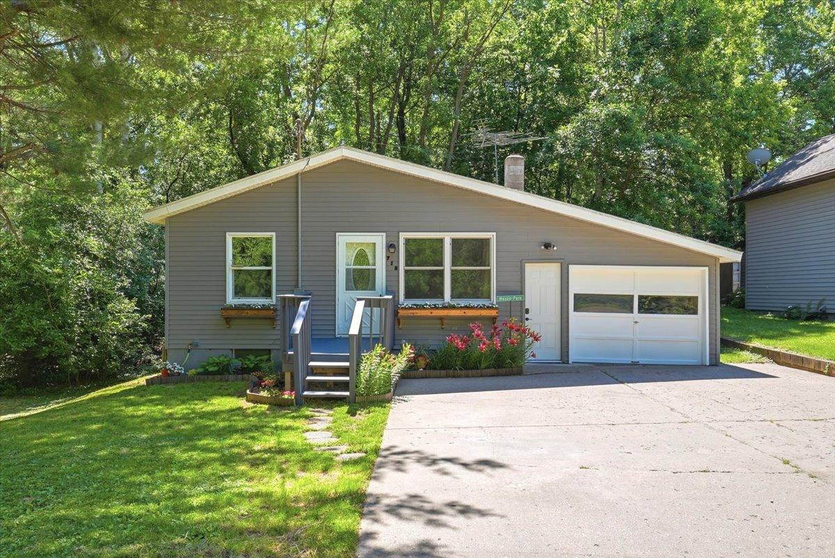 718 Wisconsin Avenue Property Photo 1