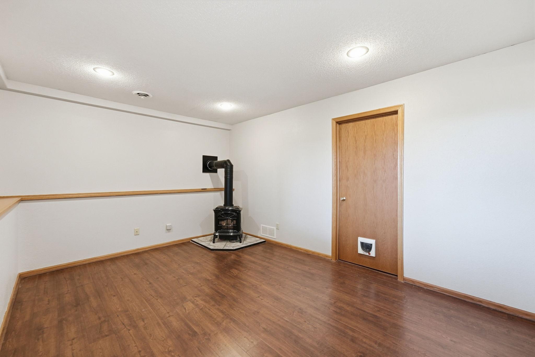 315 Barracuda Avenue Ne Property Photo 26