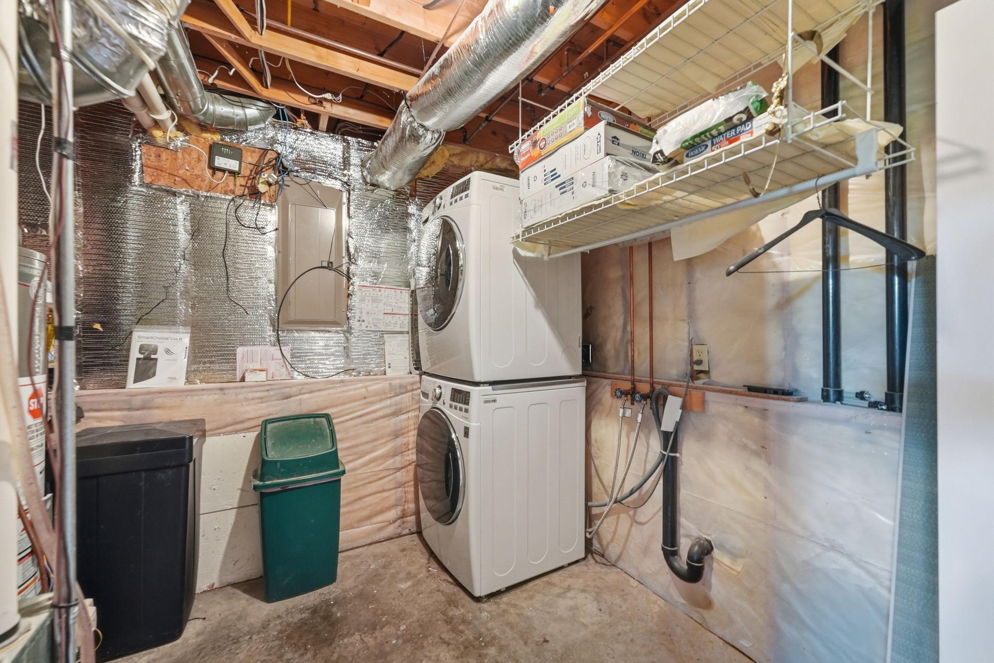 315 Barracuda Avenue Ne Property Photo 28