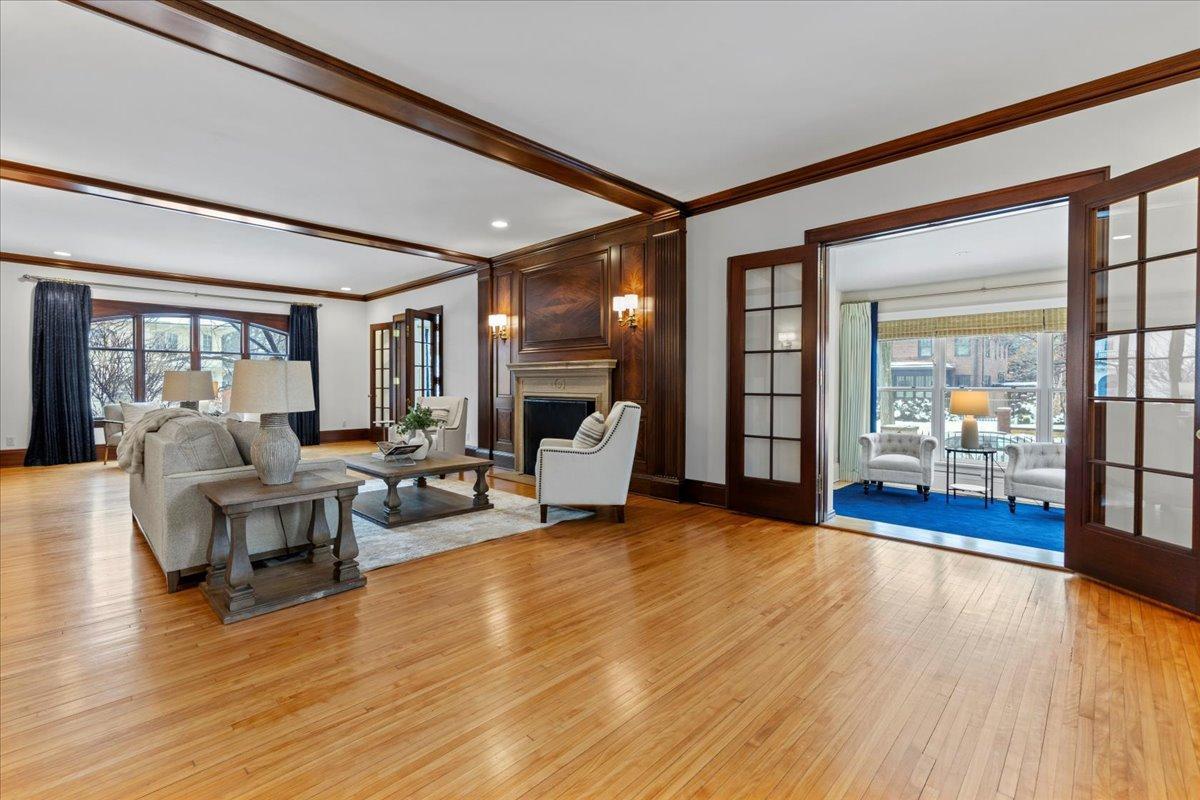 1724 Summit Avenue Property Photo 10