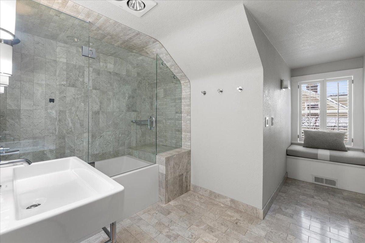 1724 Summit Avenue R Property Photo 46