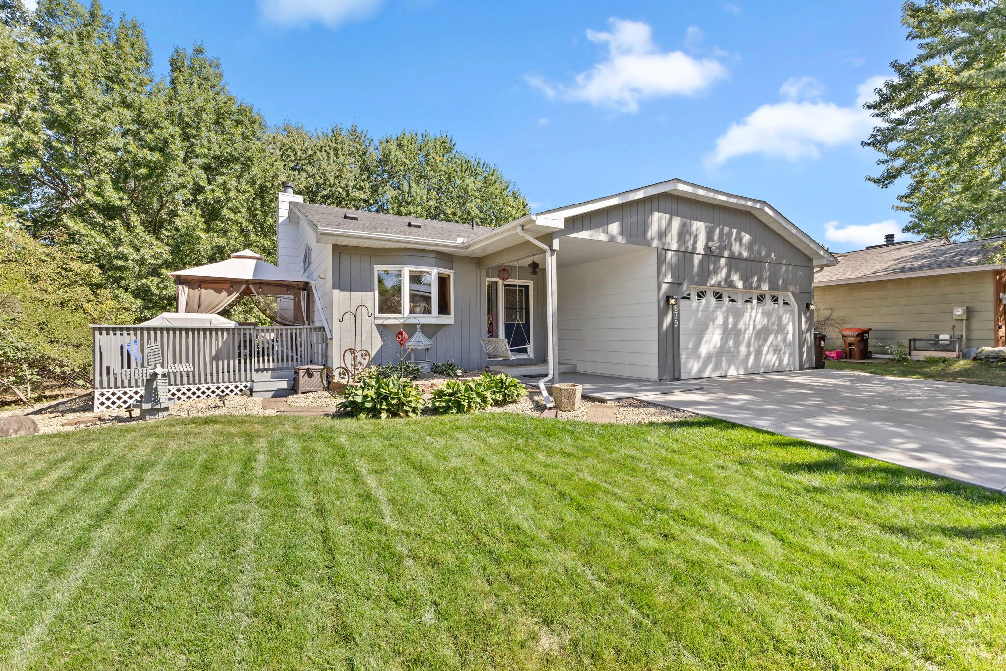 2679 Guthrie Avenue N Property Photo 3