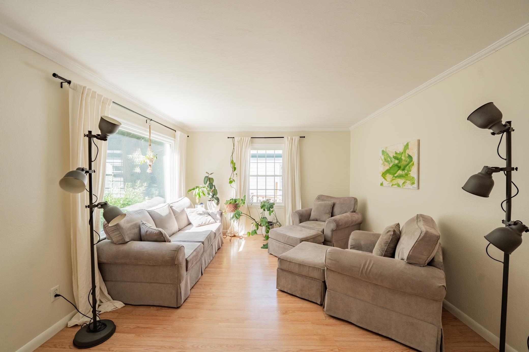 525 Bergen Avenue Property Photo 4