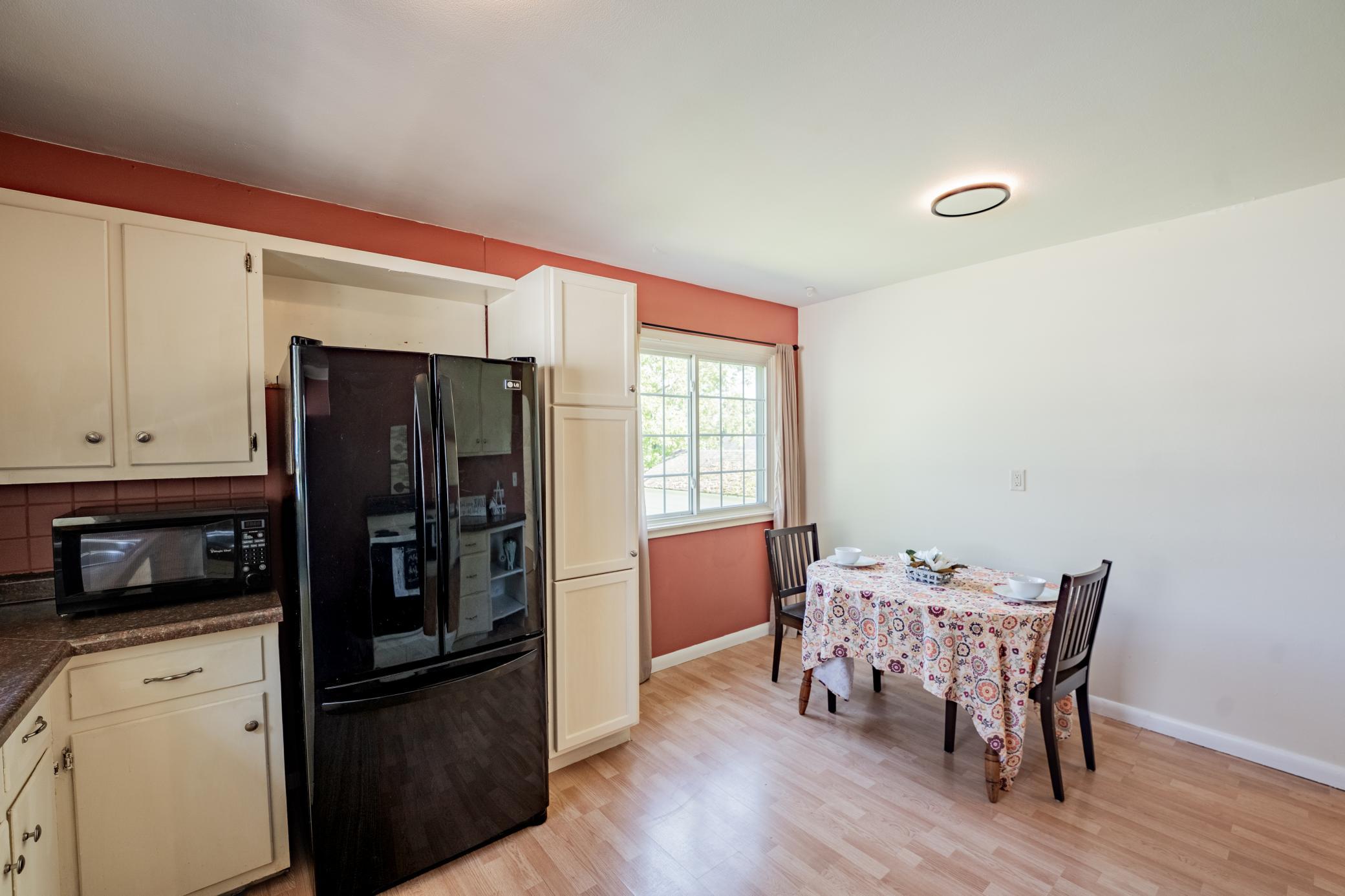 525 Bergen Avenue Property Photo 12