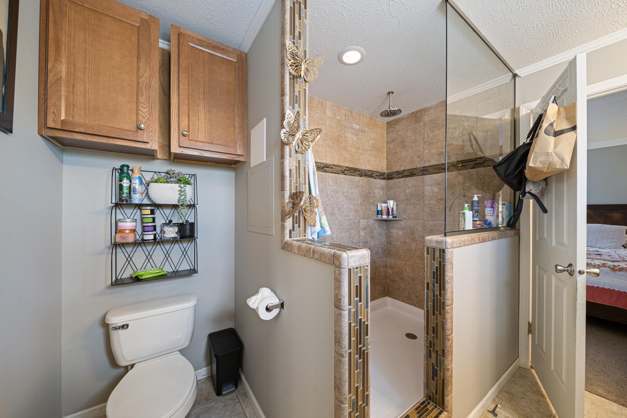 1360 Rolling Hills Drive Property Photo 14