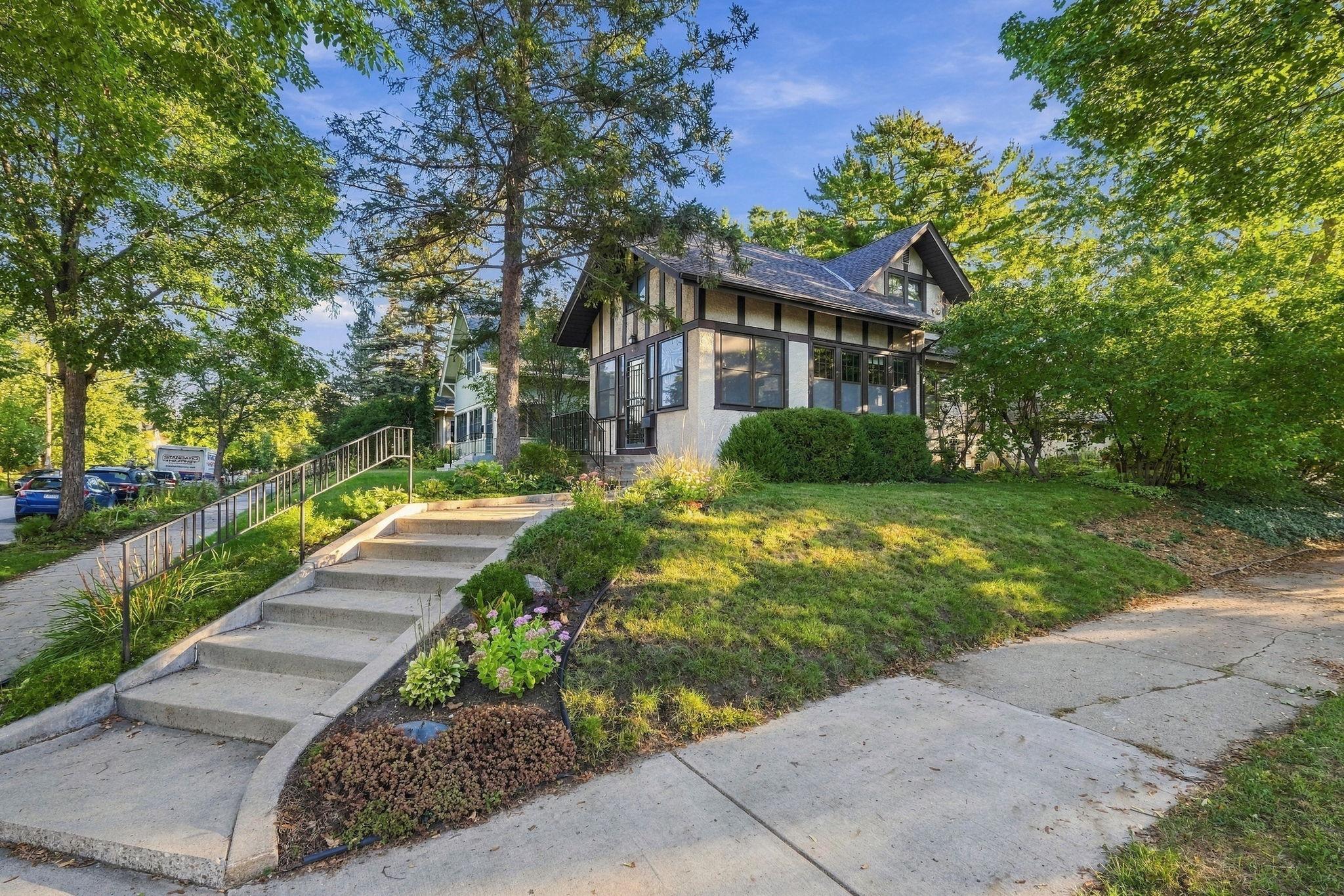 4355 Garfield Avenue Property Photo 2