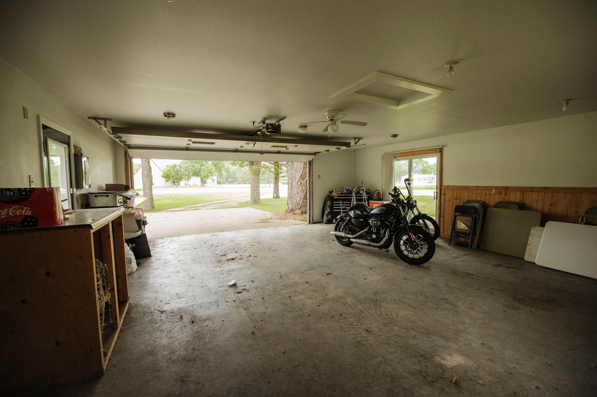 500 2nd Street E Property Photo 13