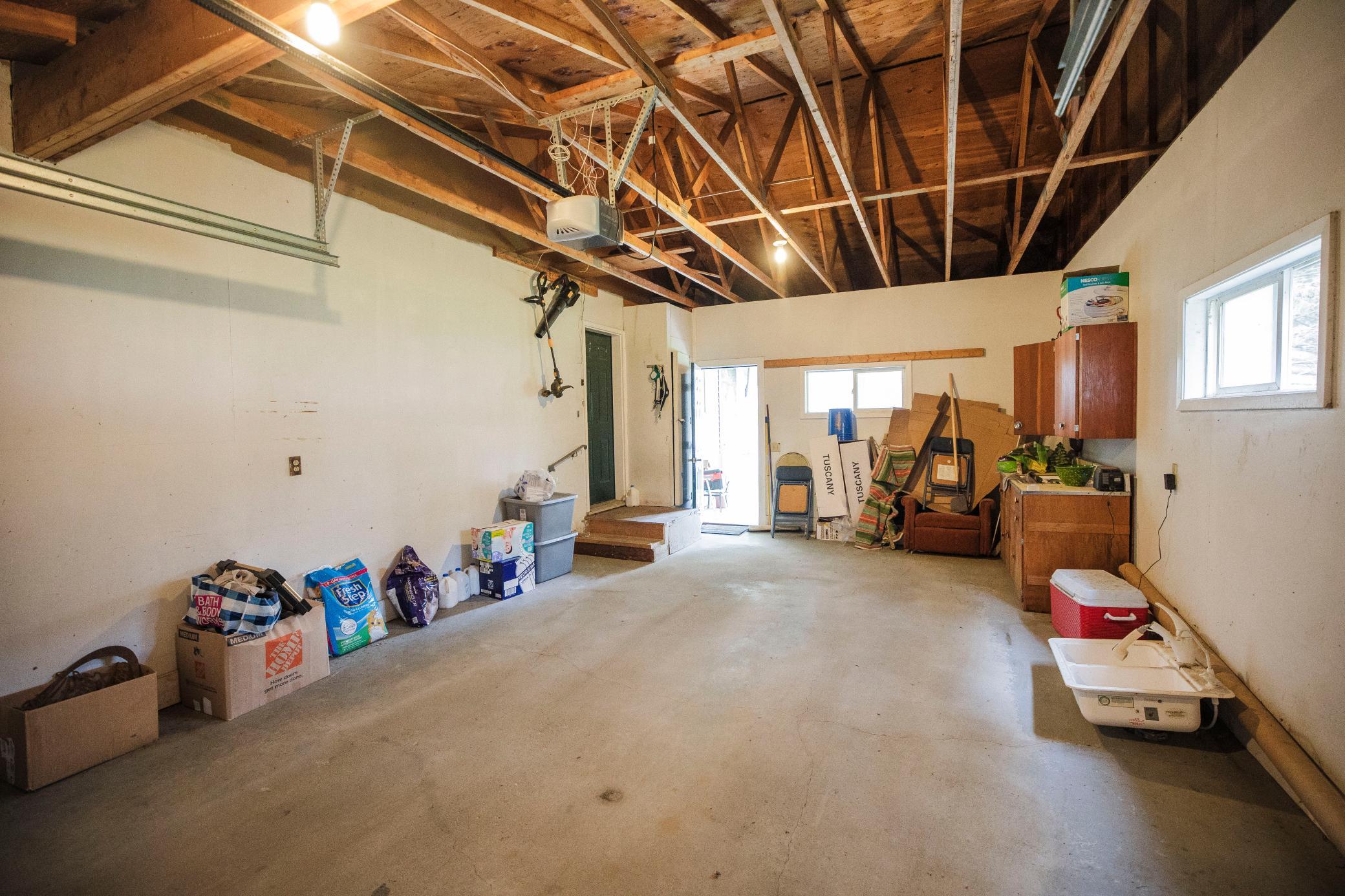 500 2nd Street E Property Photo 15