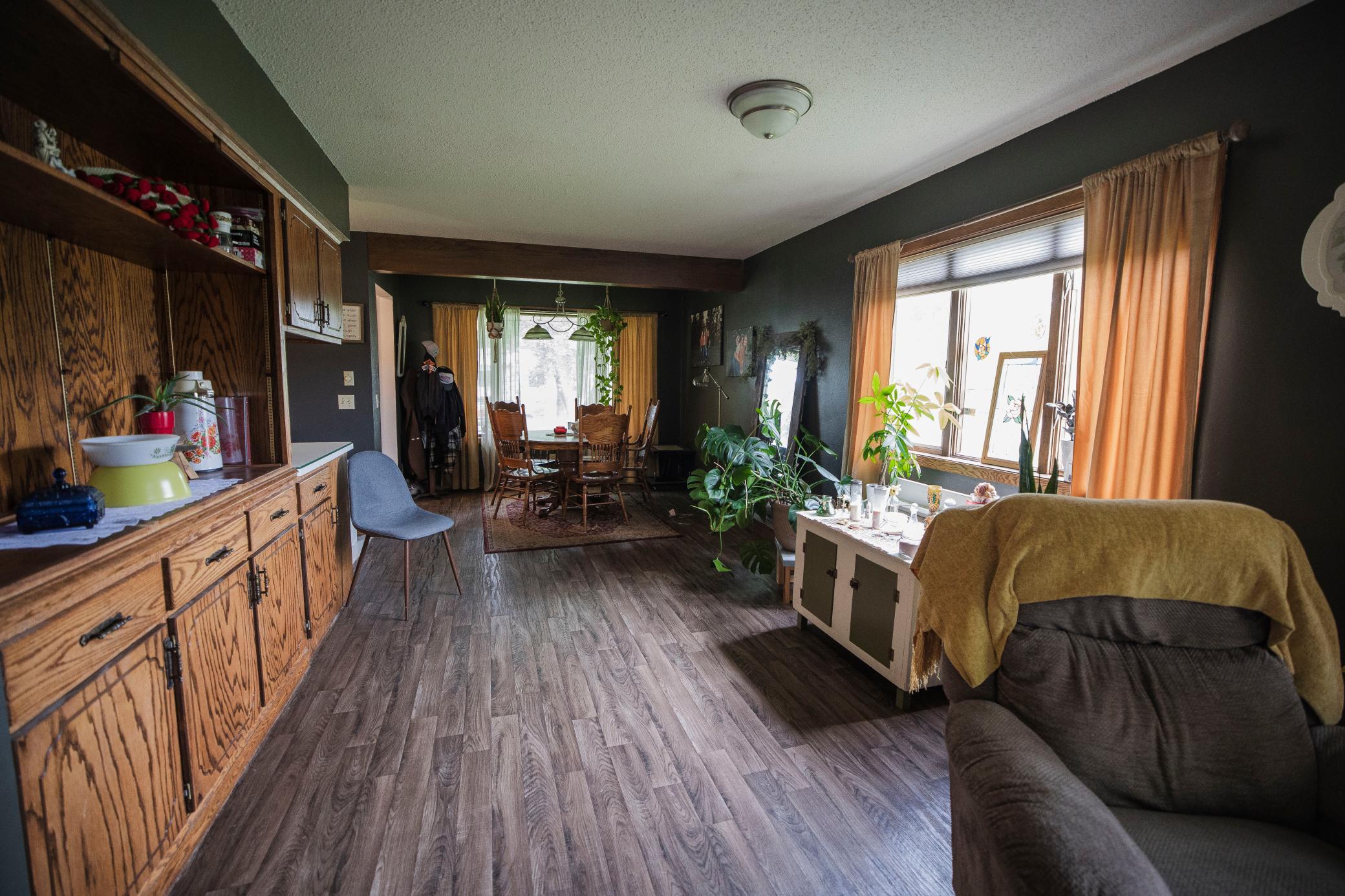 500 2nd Street E Property Photo 19