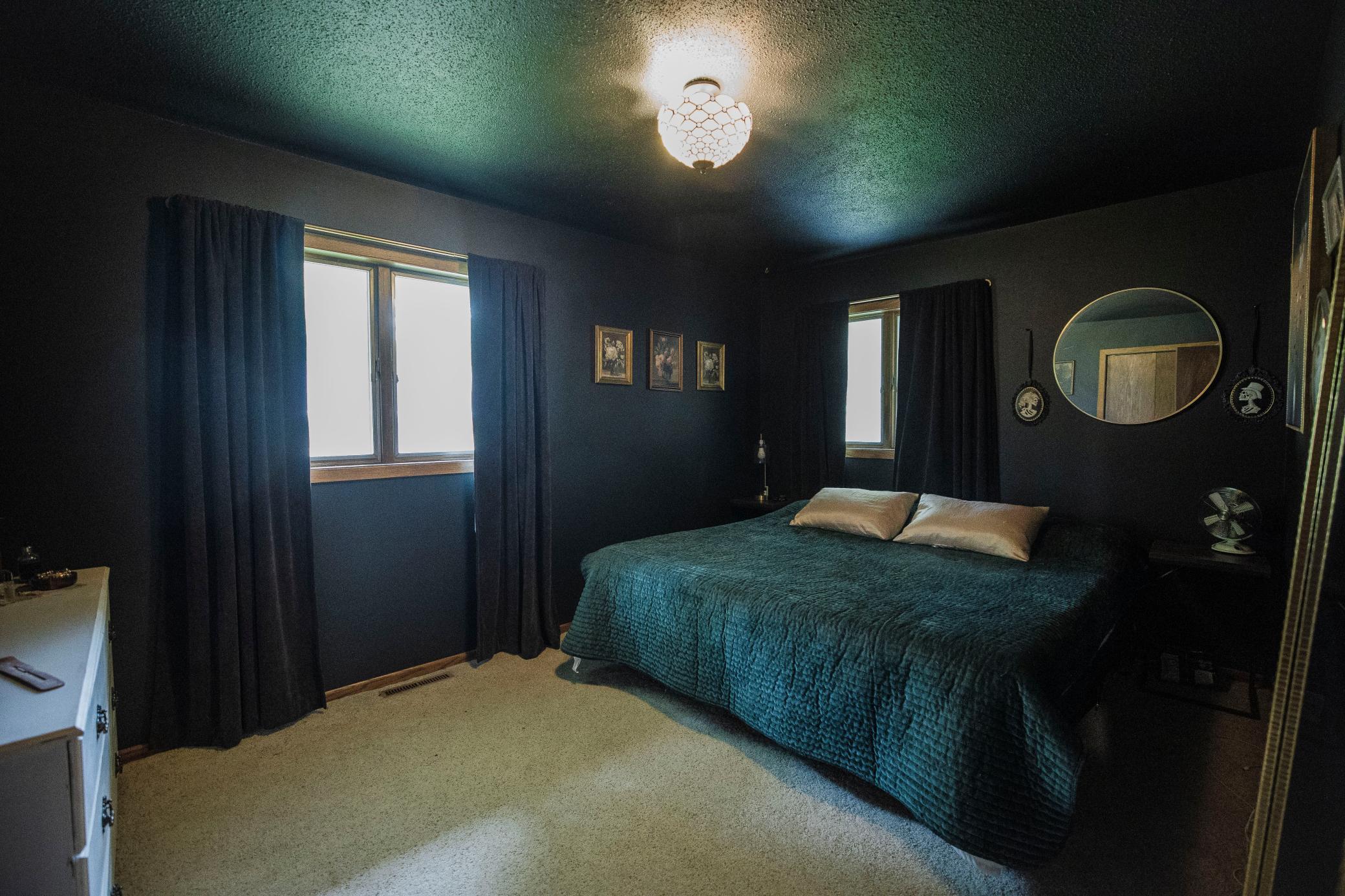 500 2nd Street E Property Photo 42