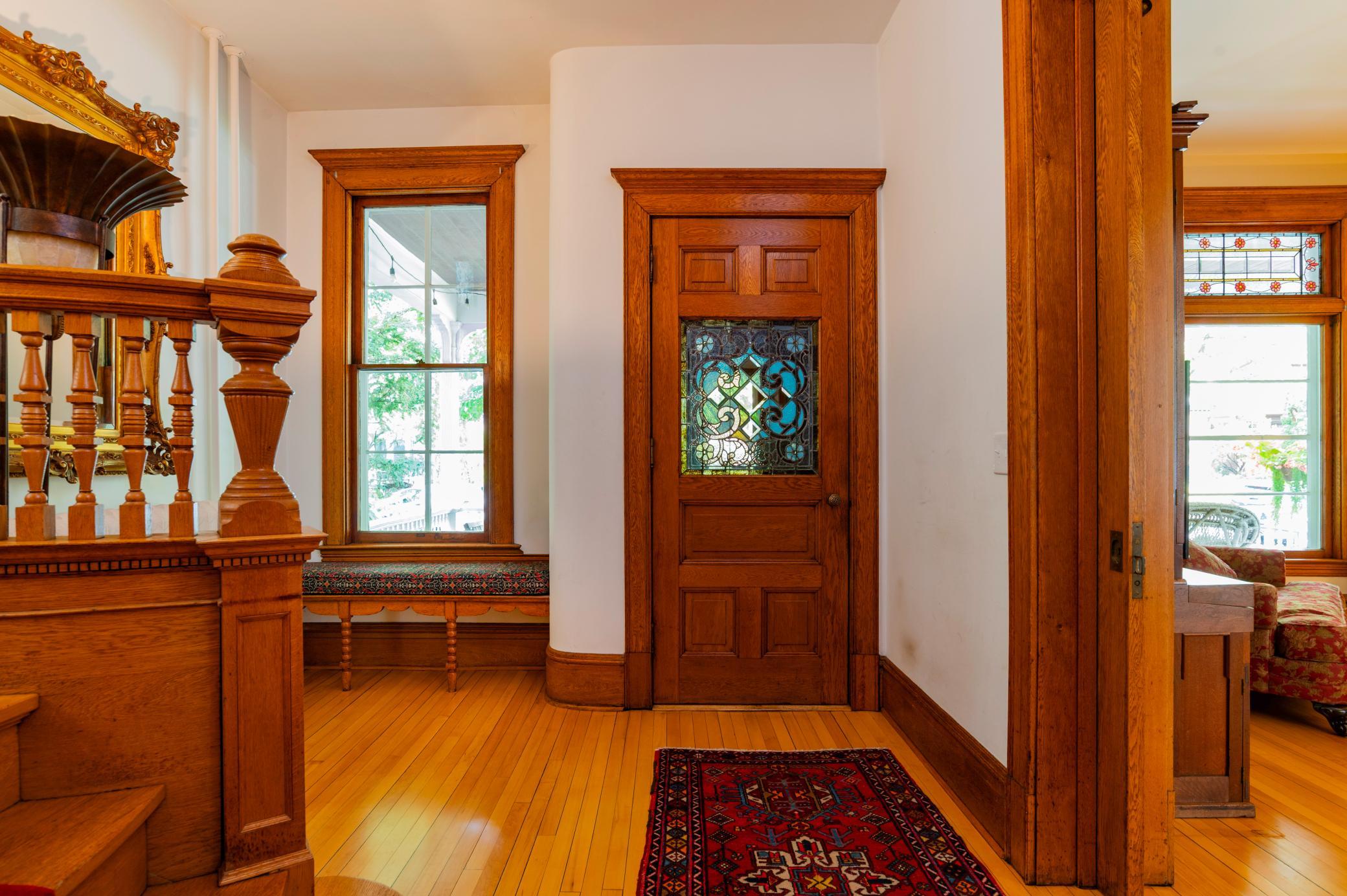 832 Fairmount Avenue Property Photo 6