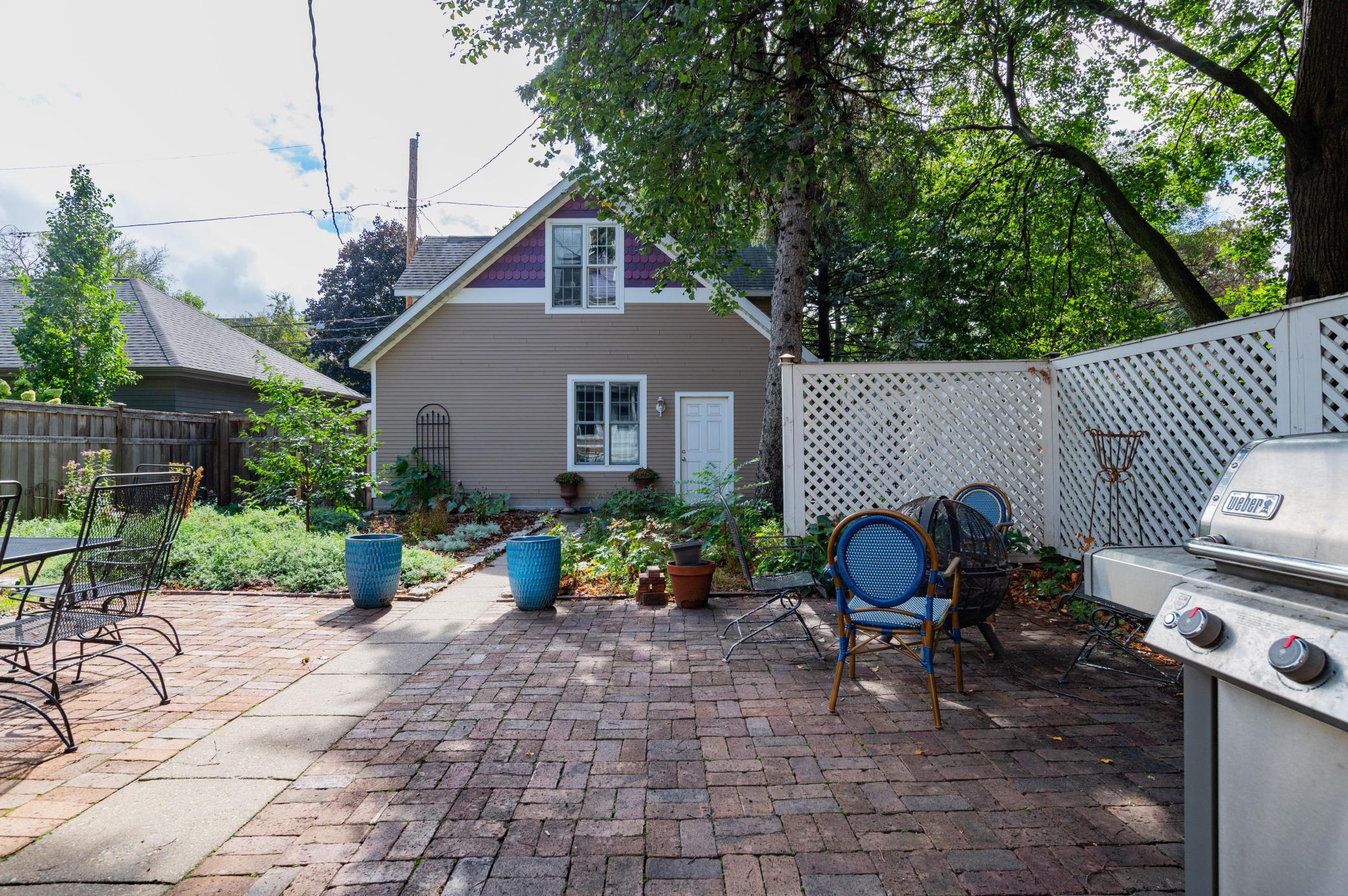 832 Fairmount Avenue Property Photo 39