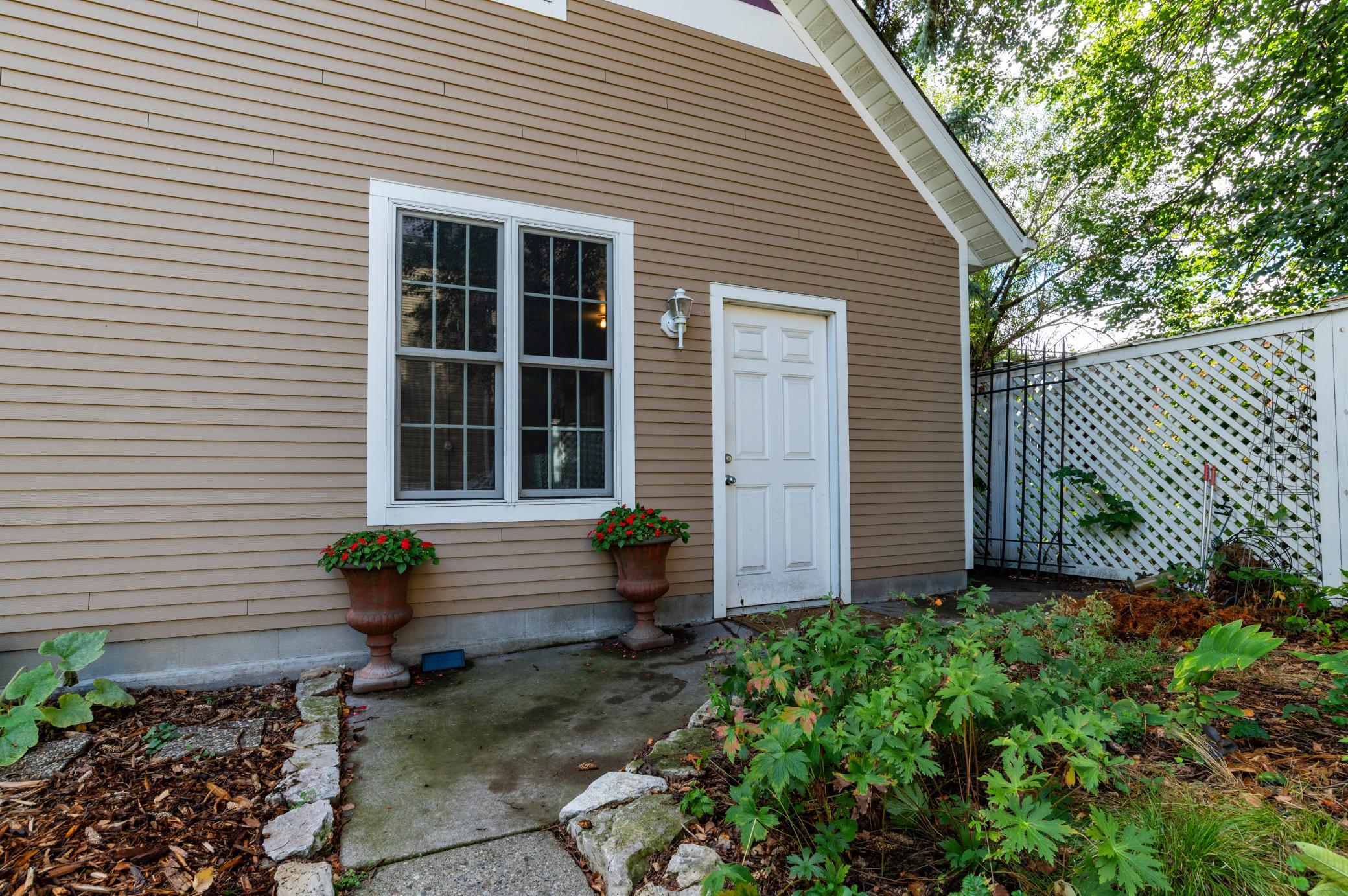 832 Fairmount Avenue Property Photo 40