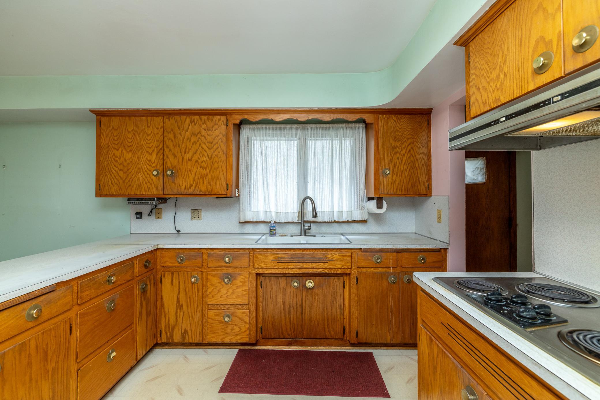 1015 Lafond Avenue Property Photo 12
