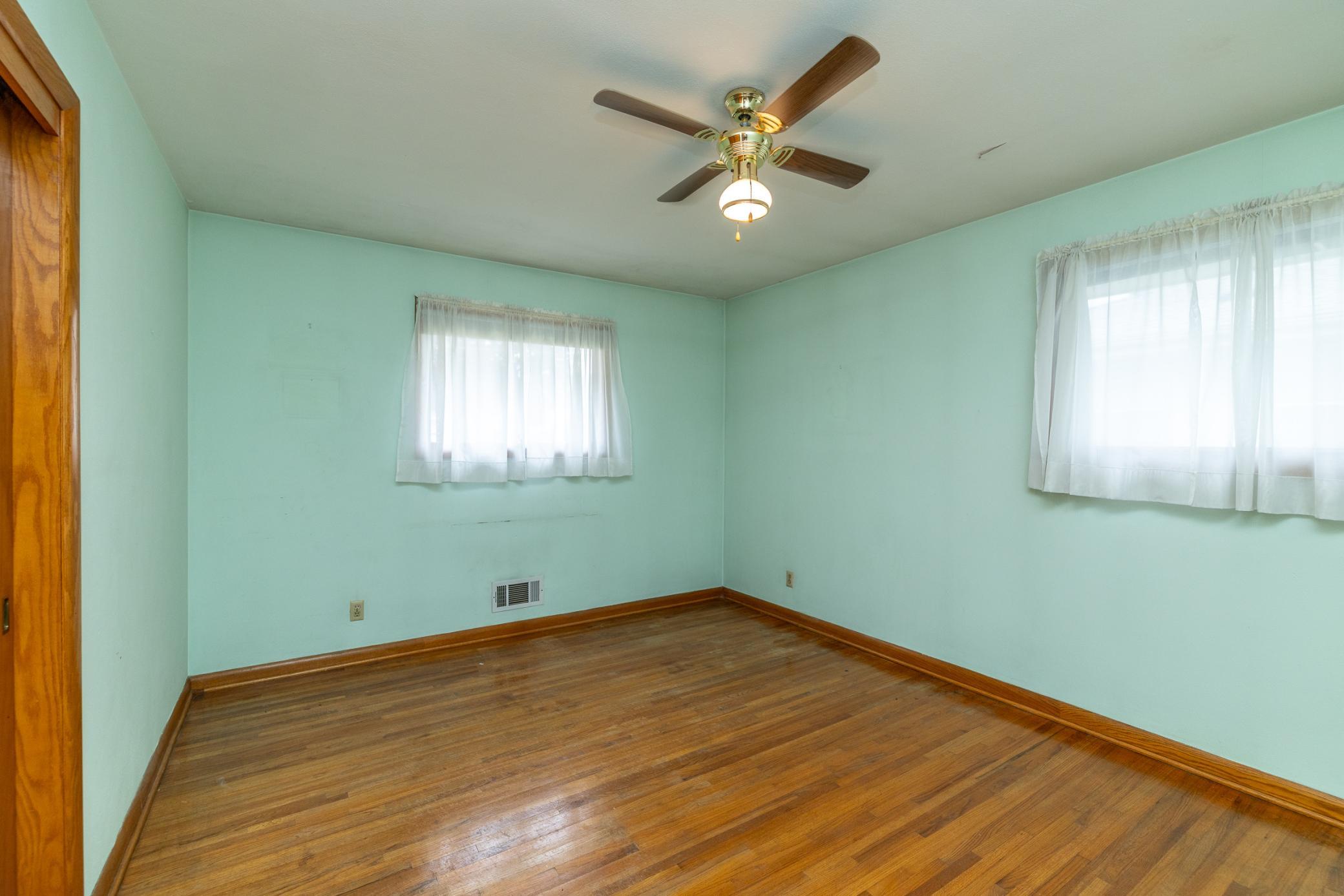 1015 Lafond Avenue Property Photo 14