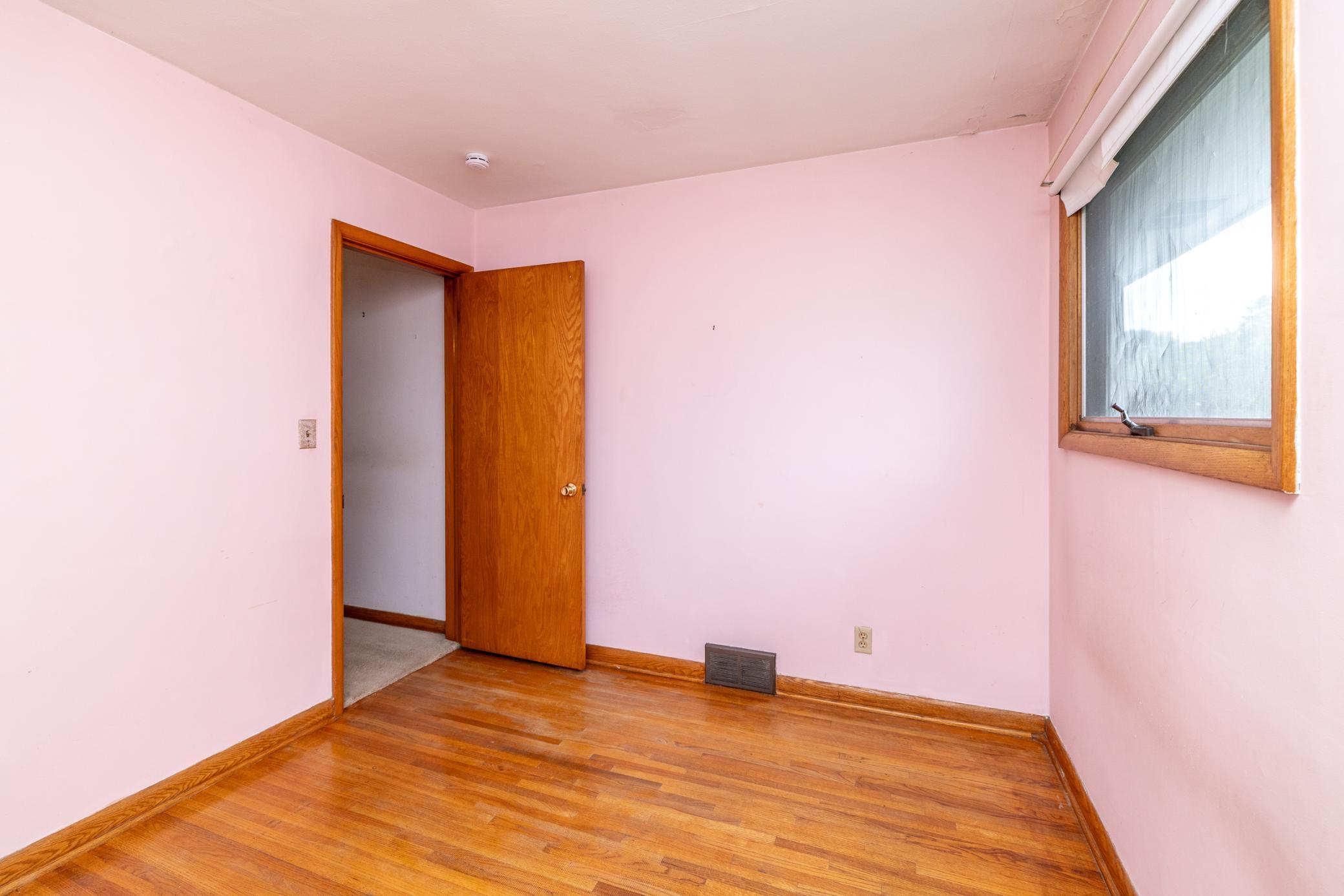 1015 Lafond Avenue Property Photo 21