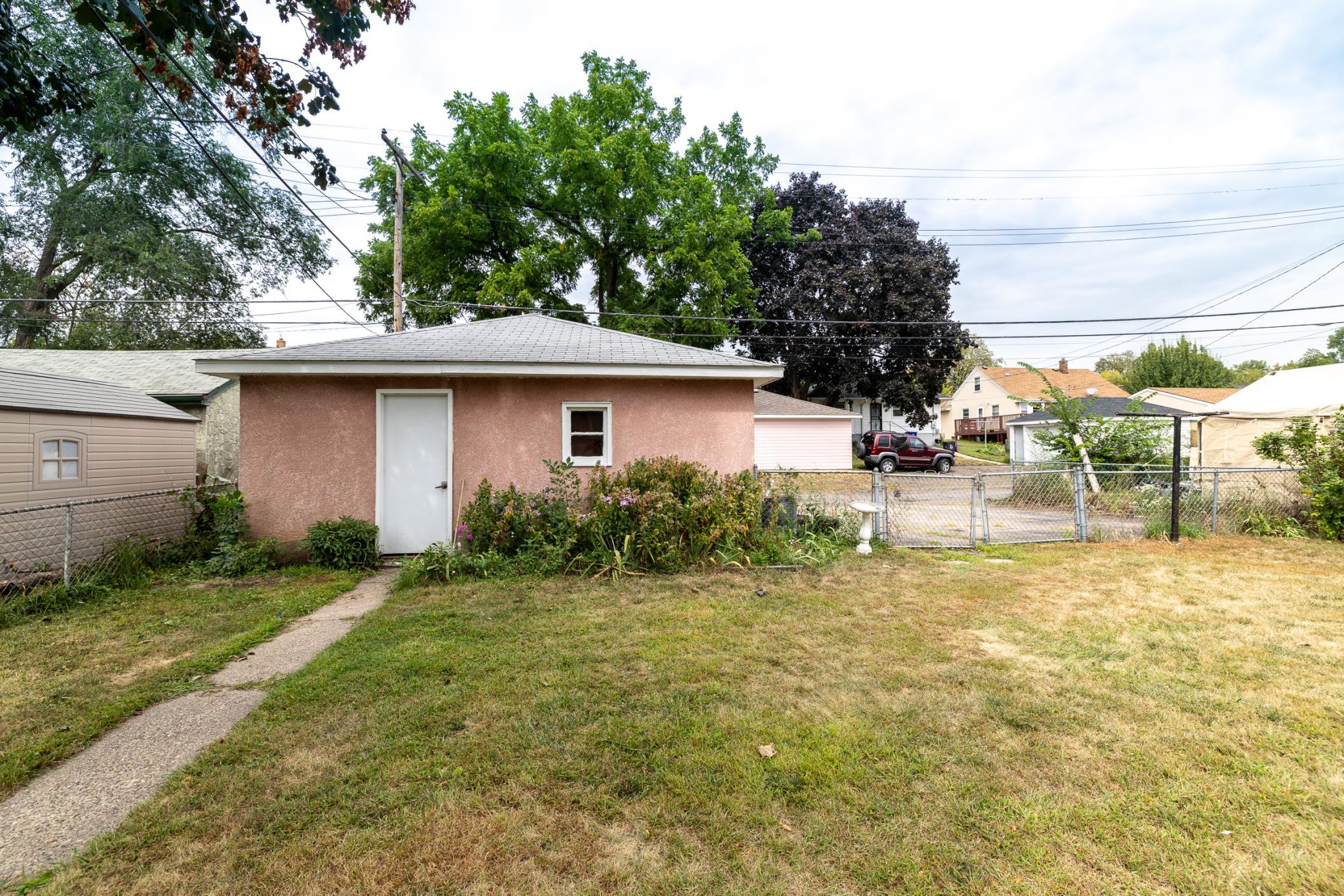 1015 Lafond Avenue Property Photo 32