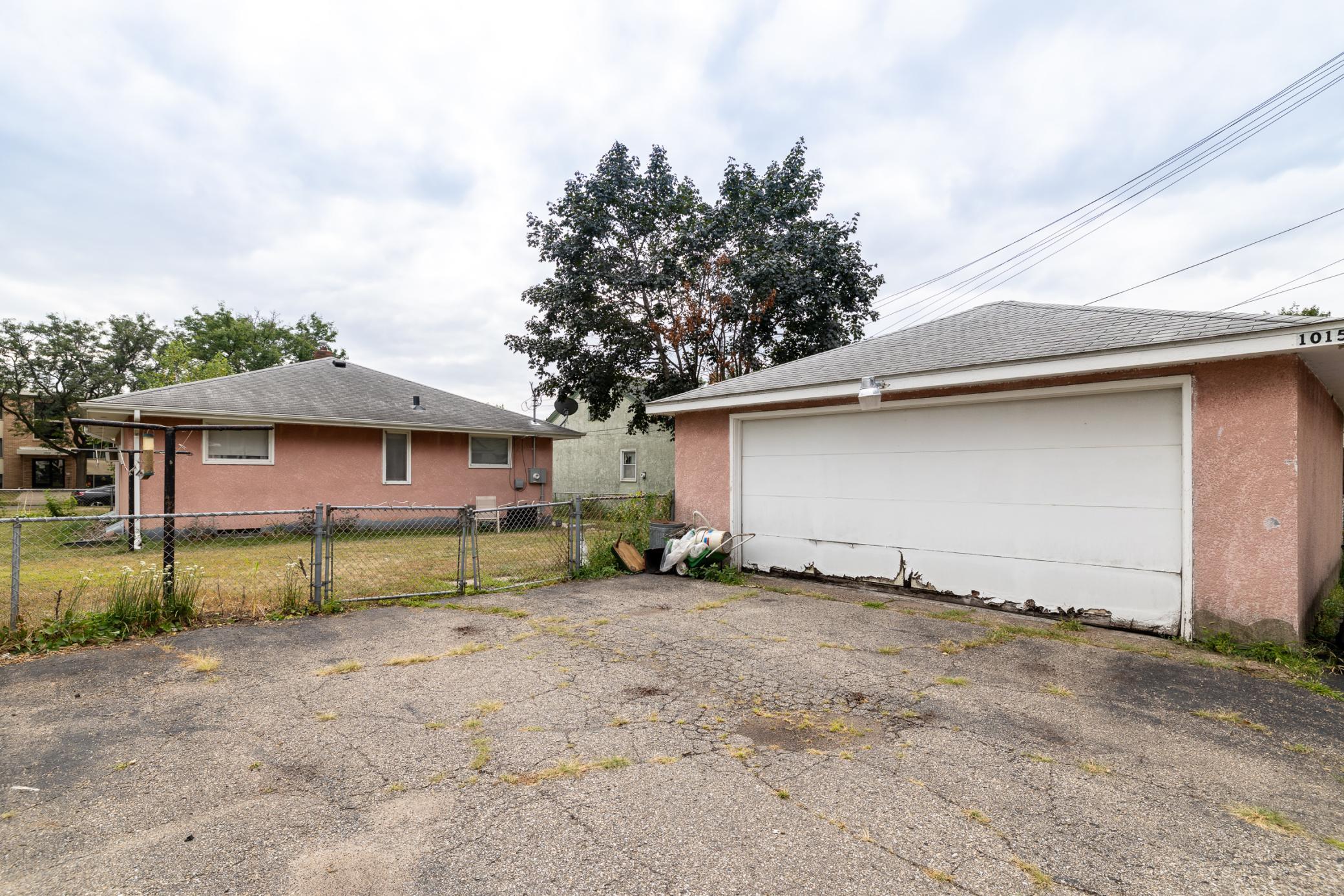 1015 Lafond Avenue Property Photo 34