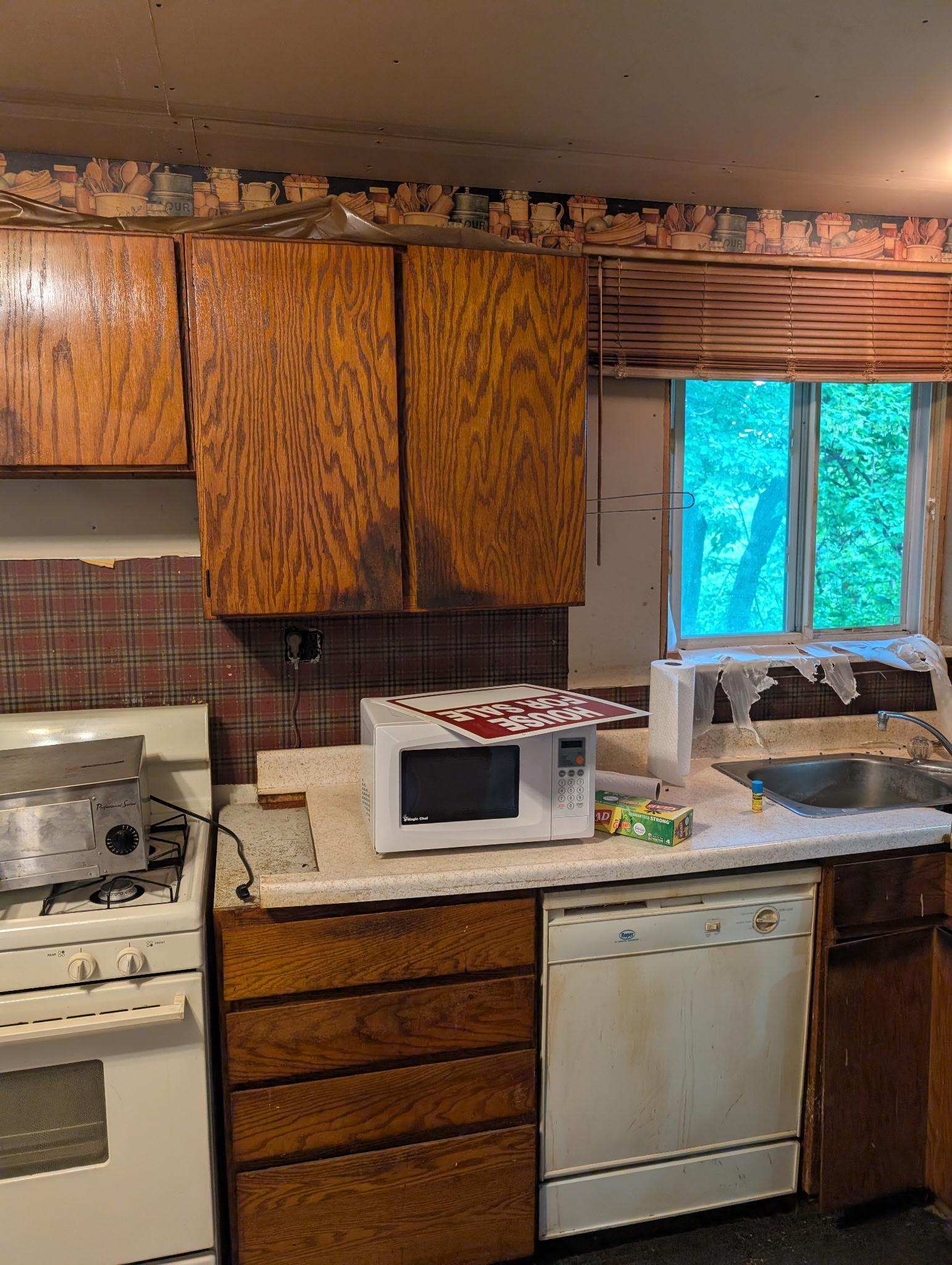 100 Cedar Street Property Photo 5