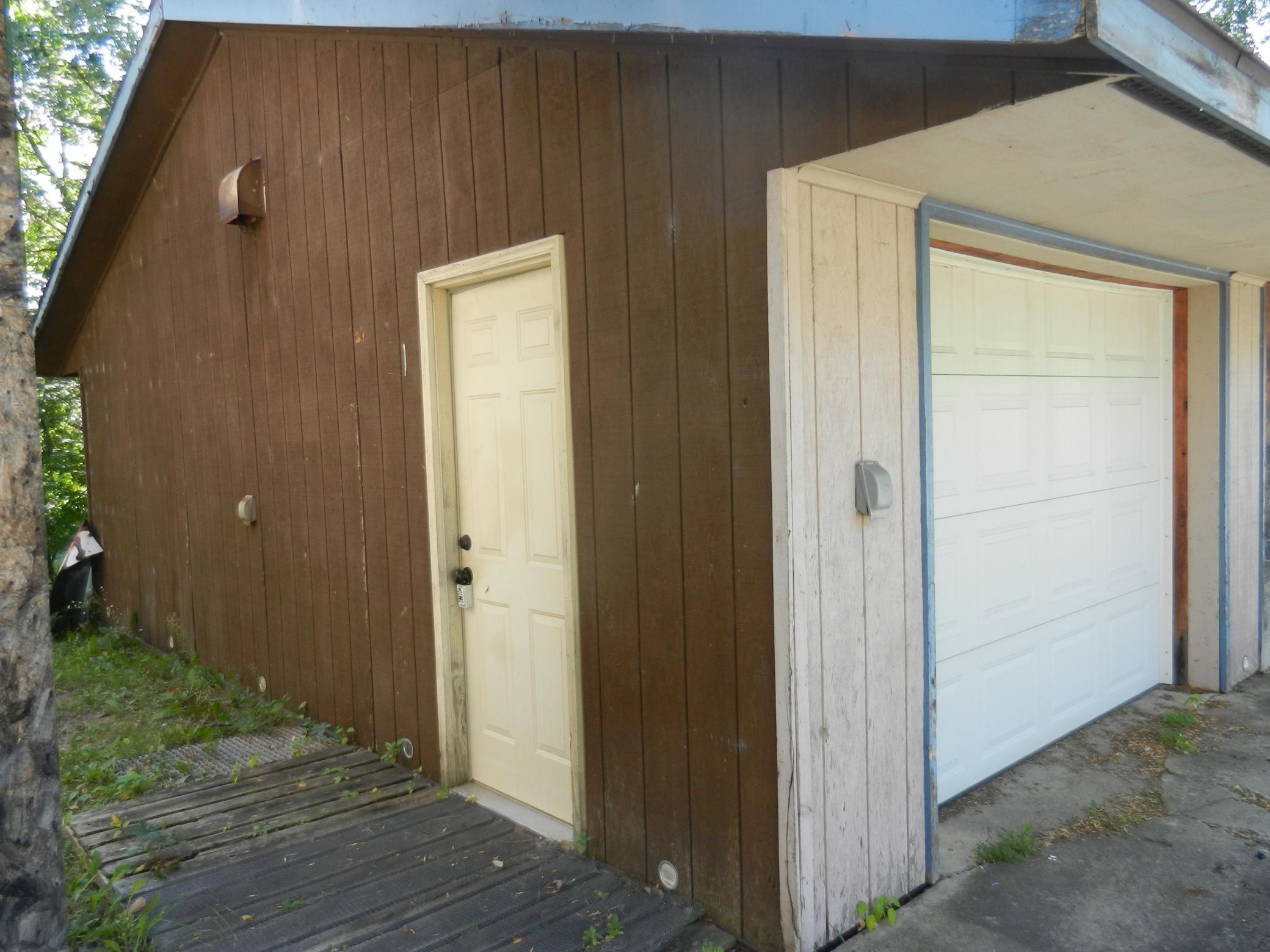 100 Cedar Street Property Photo 15